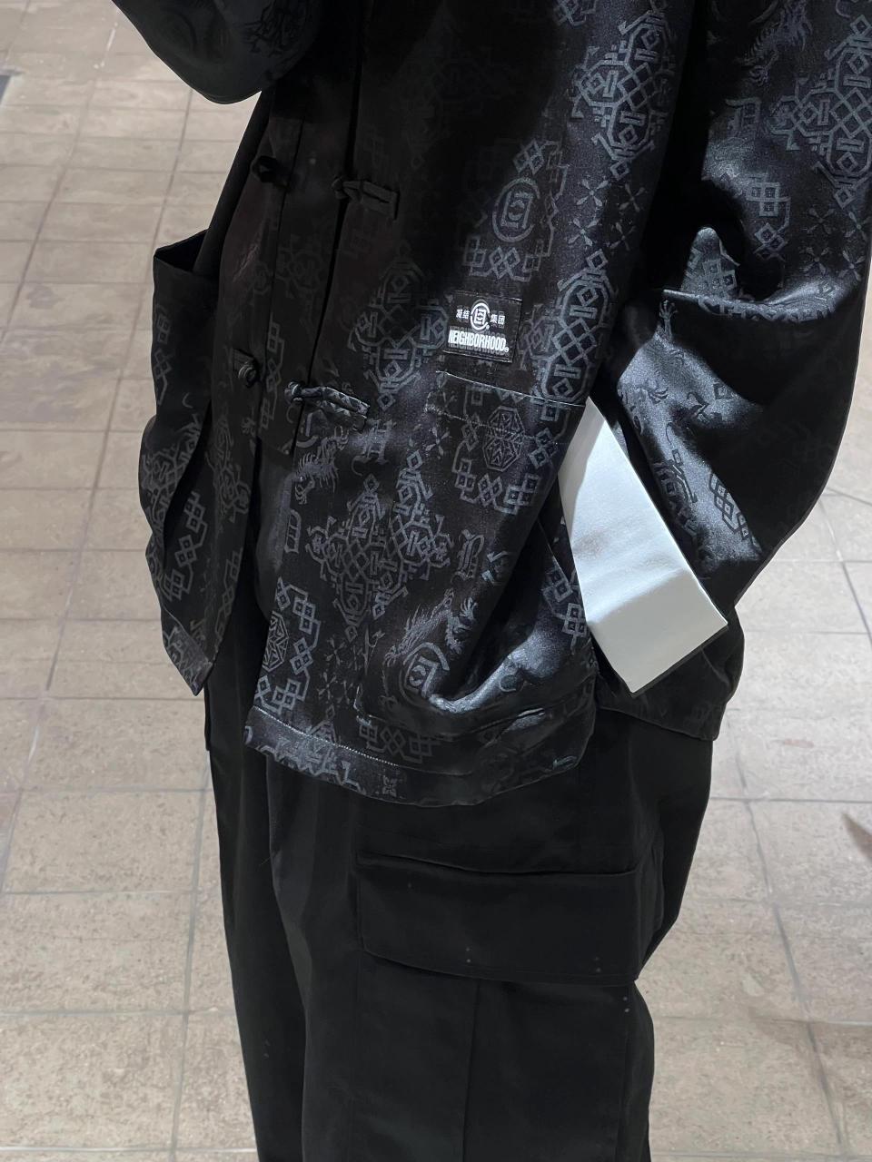 工作日穿搭推荐 衣服:clot x neighborhood  裤子:clottee 23ss  鞋子