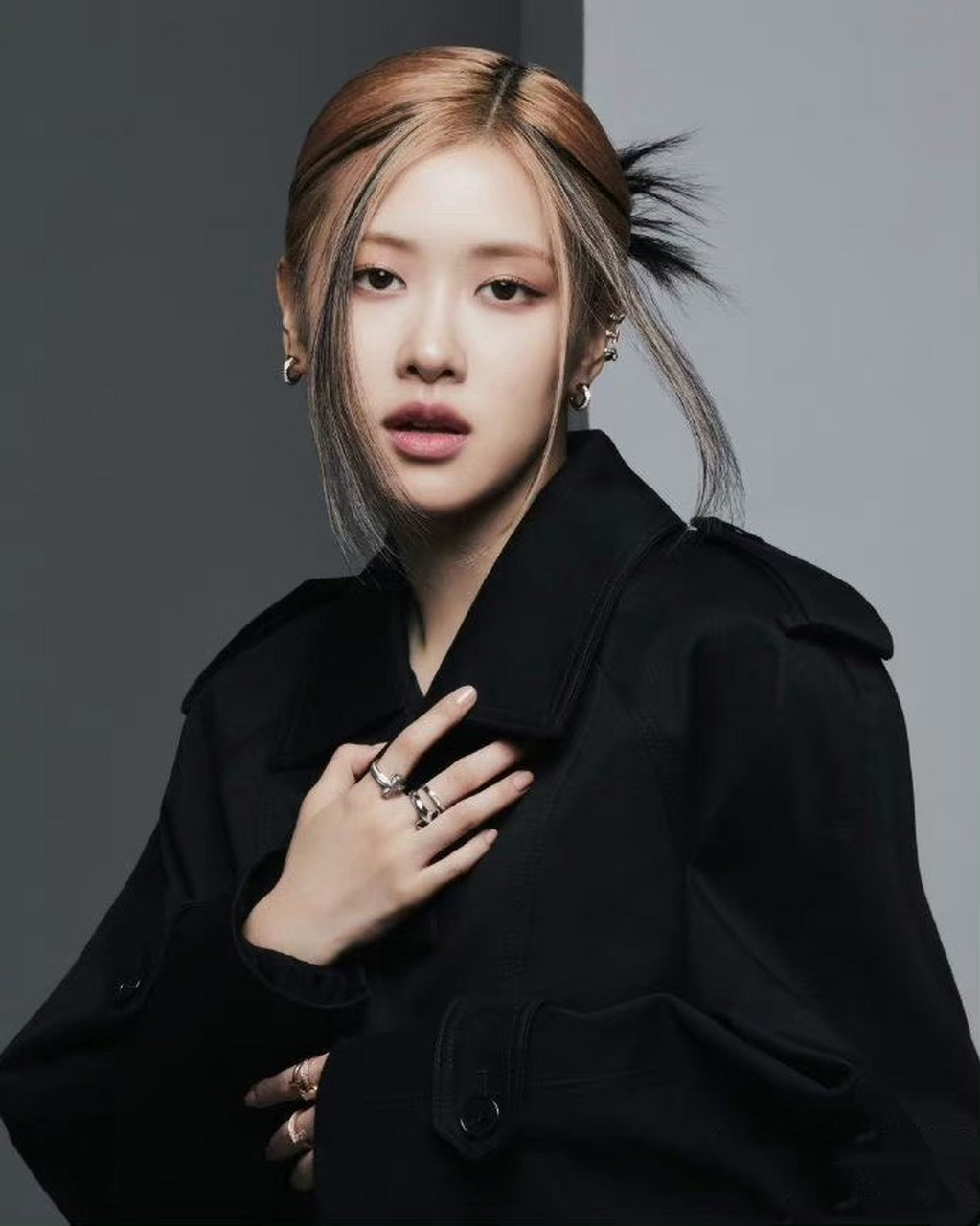 明星娱乐热点#  朴彩英(ros07),1997年出生于新西兰奥克兰,是韩国