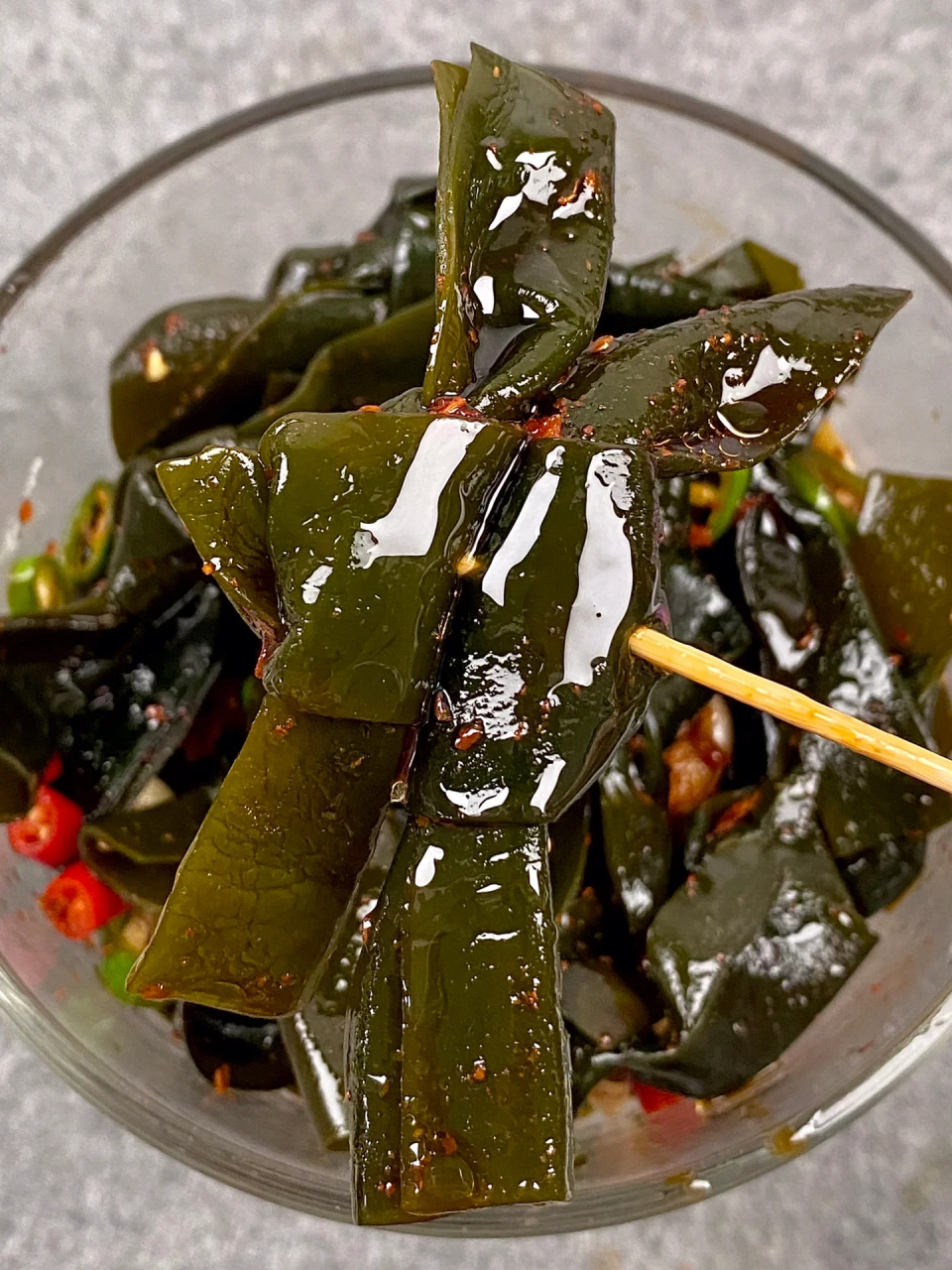 这样做的凉拌海带结酸辣过瘾,嘎脆,嘎喜欢😍