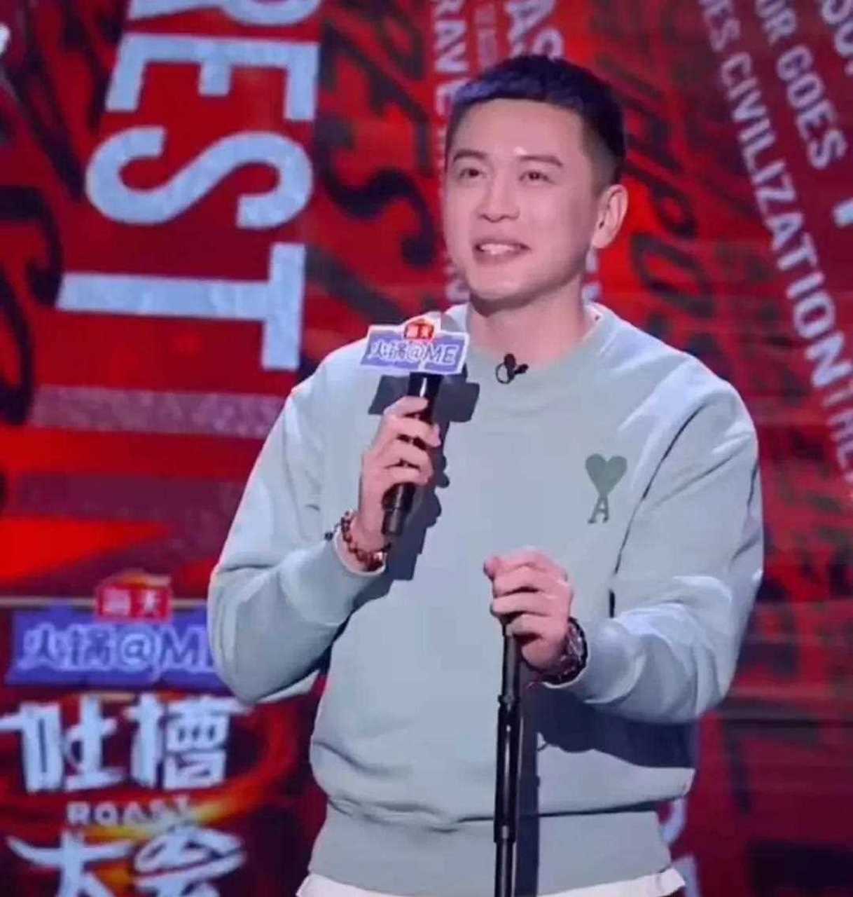 最新一期吐槽大会,请来了体坛明星杨鸣,郭艾伦,周琦,范志毅坐镇吐槽.