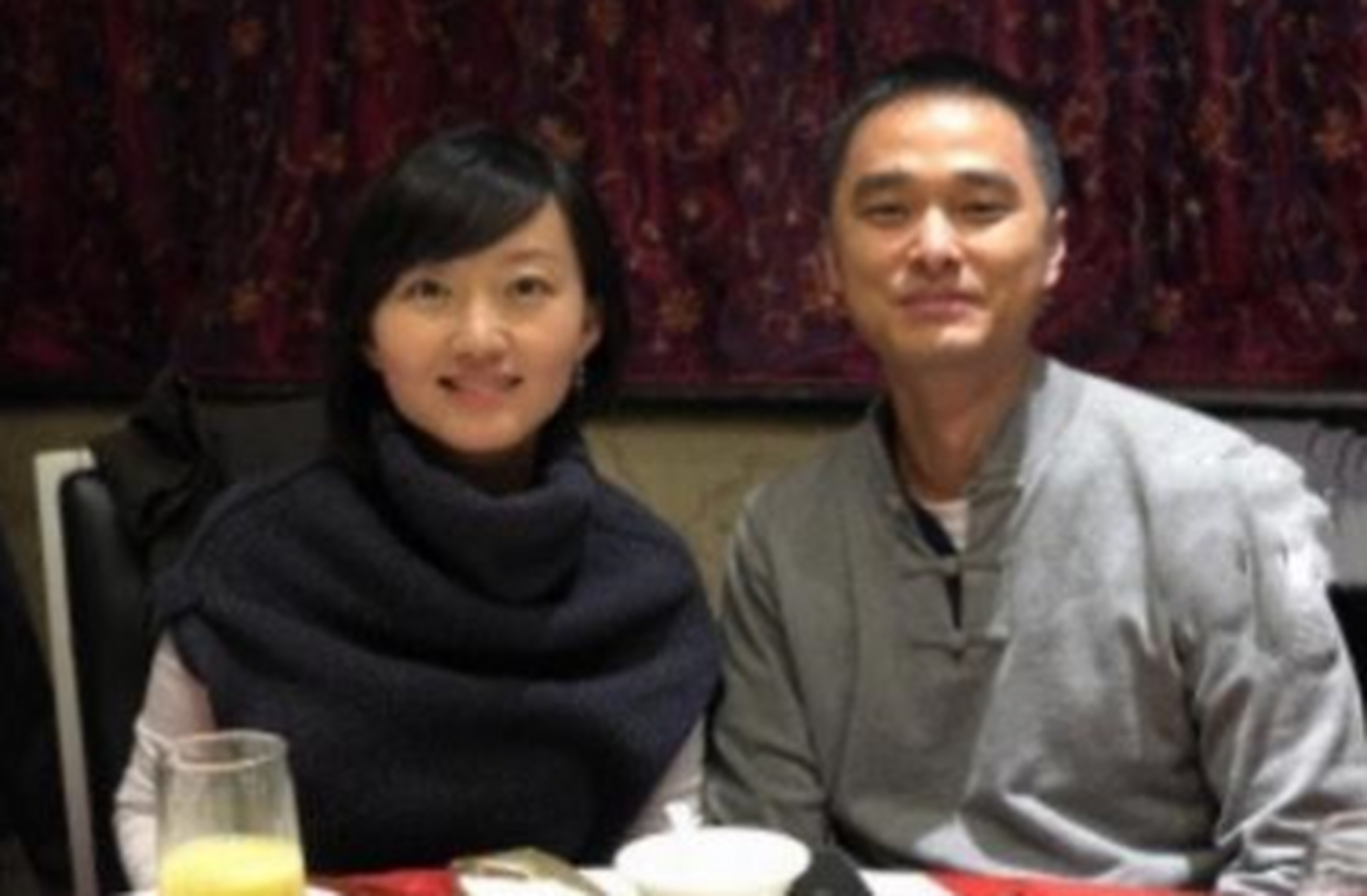 2012年,好友高晓松发文证实冯唐和妻子离婚,一直以来,冯唐和柴进绯闻