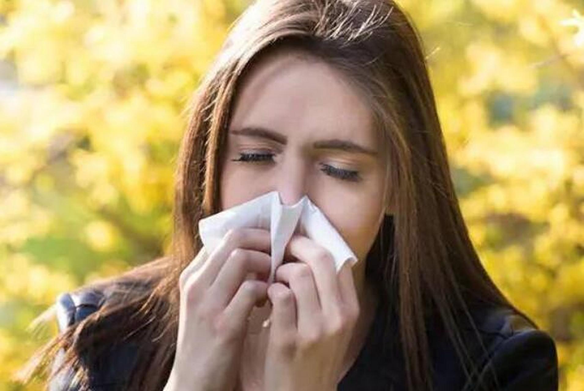 白痰是肺寒 黄痰是肺热 粘痰是肺燥,教你1招化痰 1.