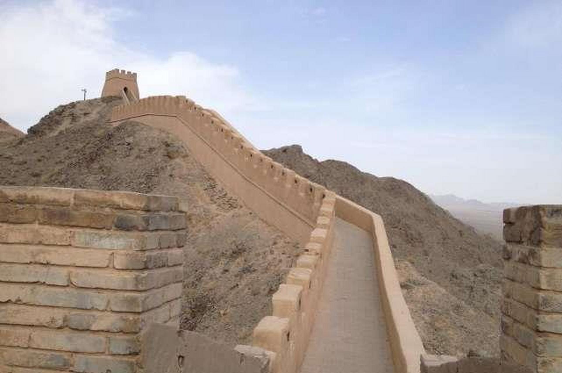 汉人士兵经常在长城周围铺一层细沙.他们为什么让塔坎痛苦?