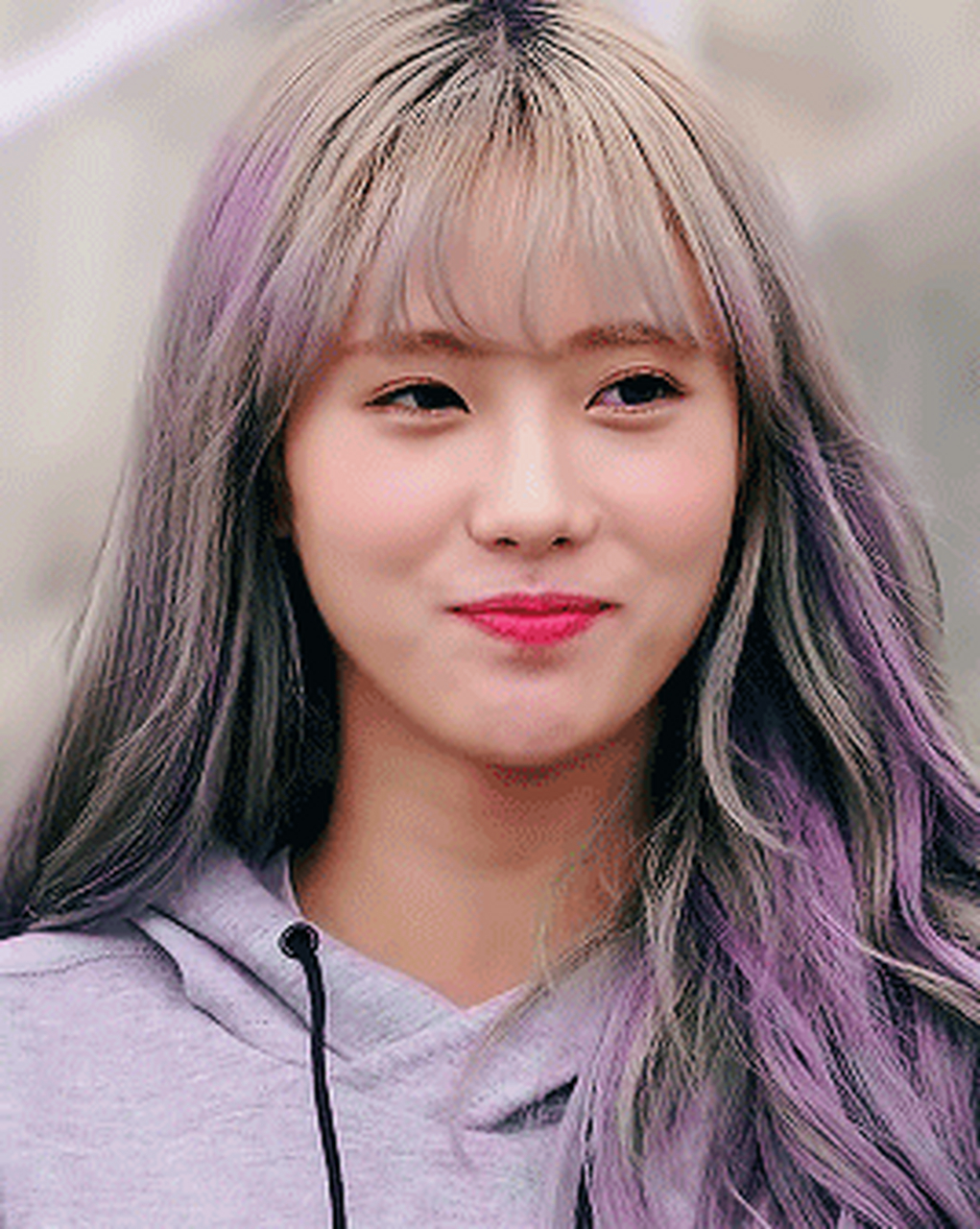 李露朵歌手,宇宙少女组合成员,队内副唱担当.