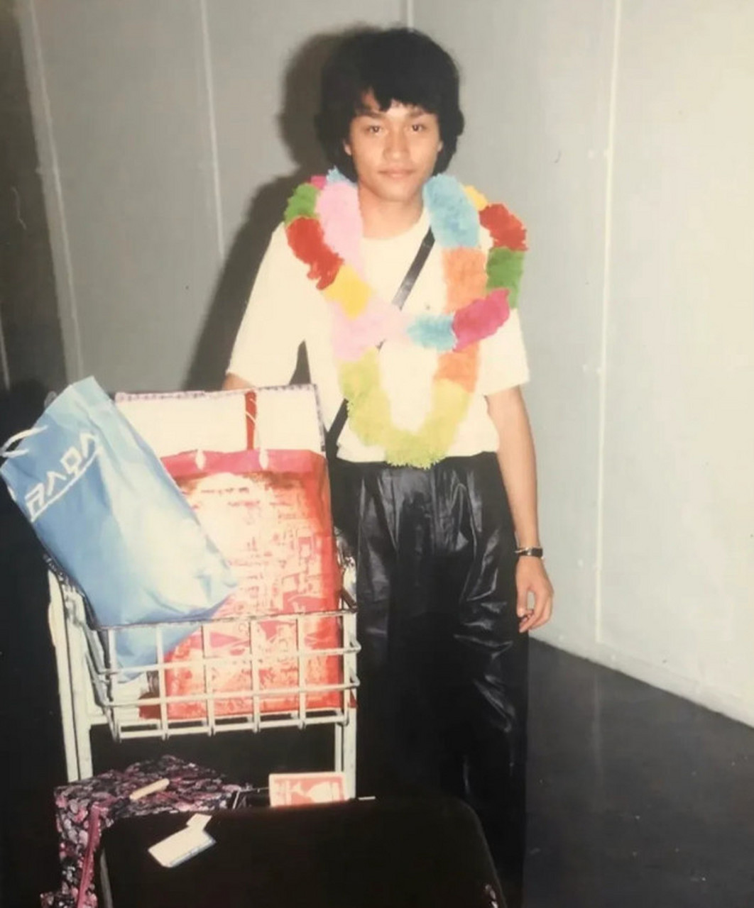 1977年,香港,首届"香港小姐"冠军孙泳恩举办的房地产博览会,有幸的