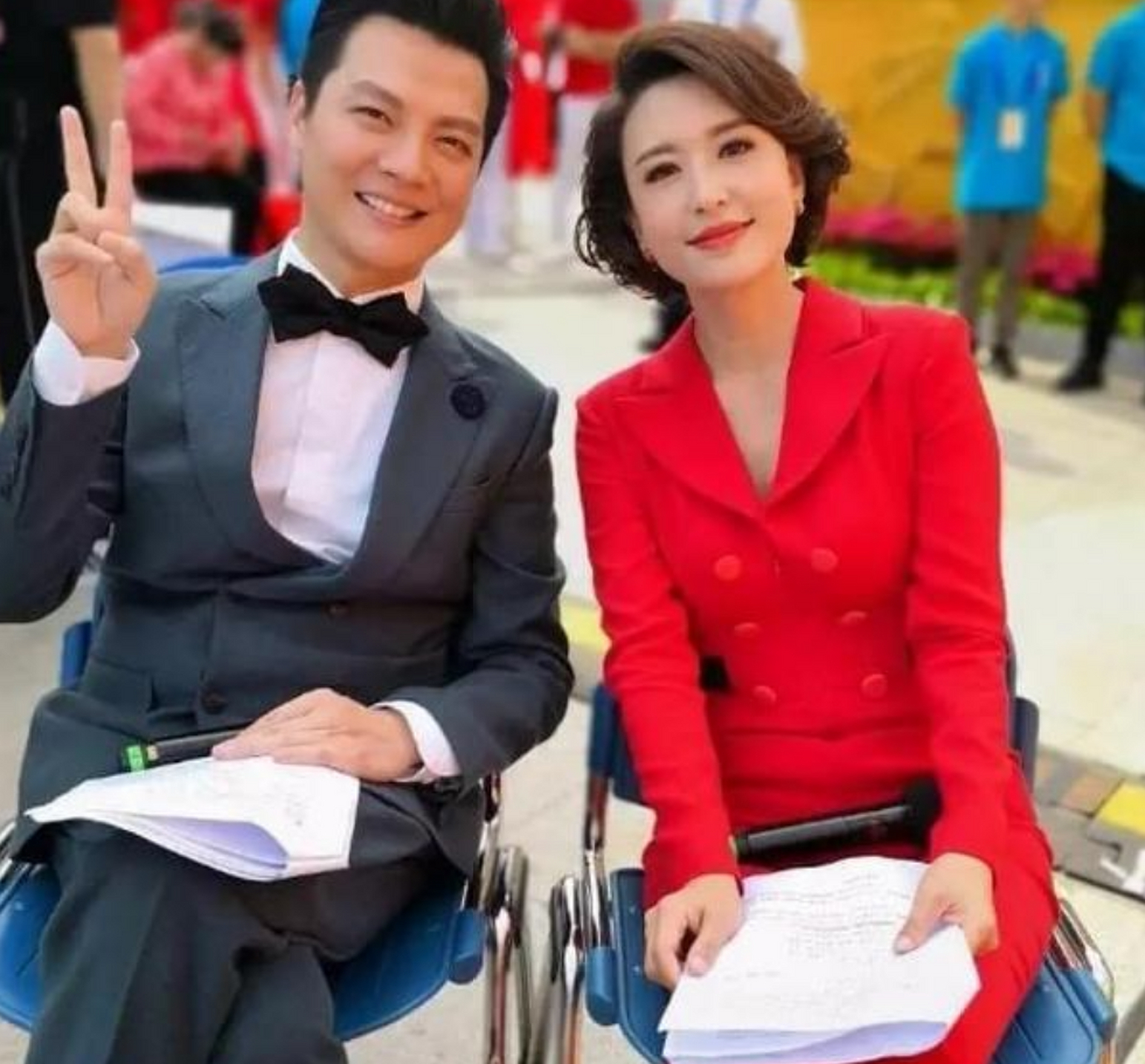 当年,身价百亿50岁的王吉财和34岁的央视主持人张蕾见面后想追她,张蕾