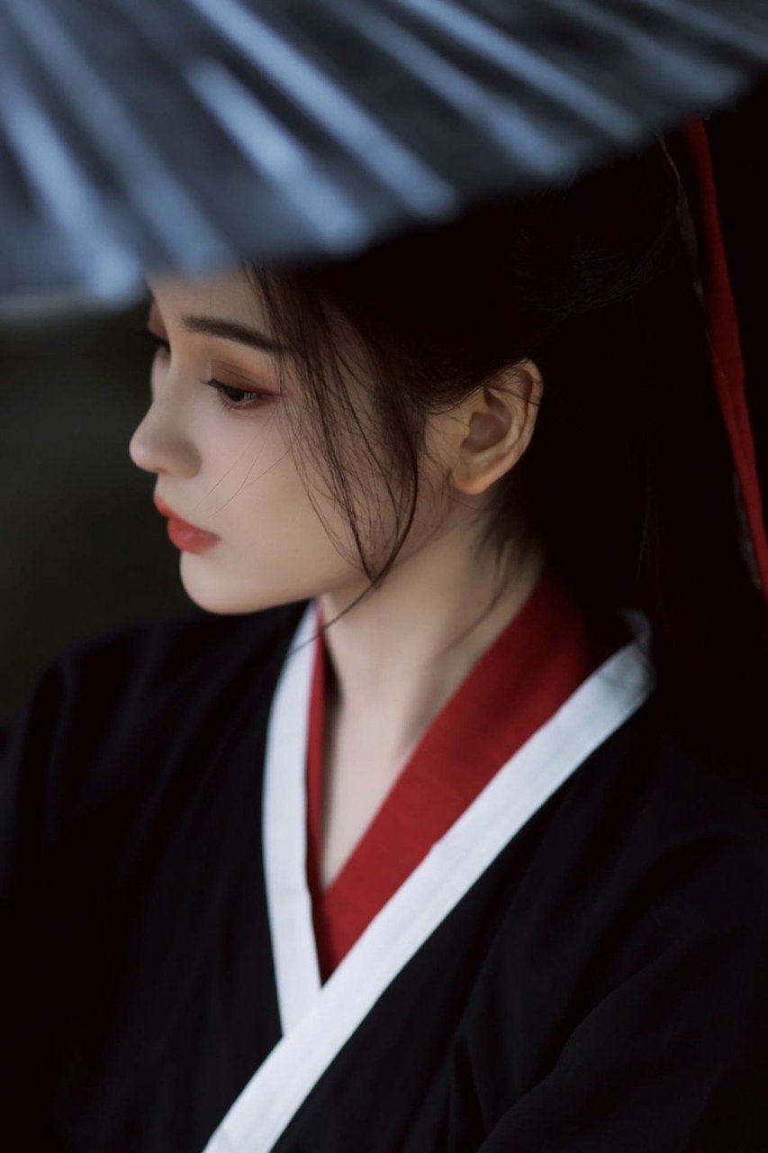 王一菲古风侠女战损写真# 谁看了王一菲的古风女侠战损写真呢,而撬