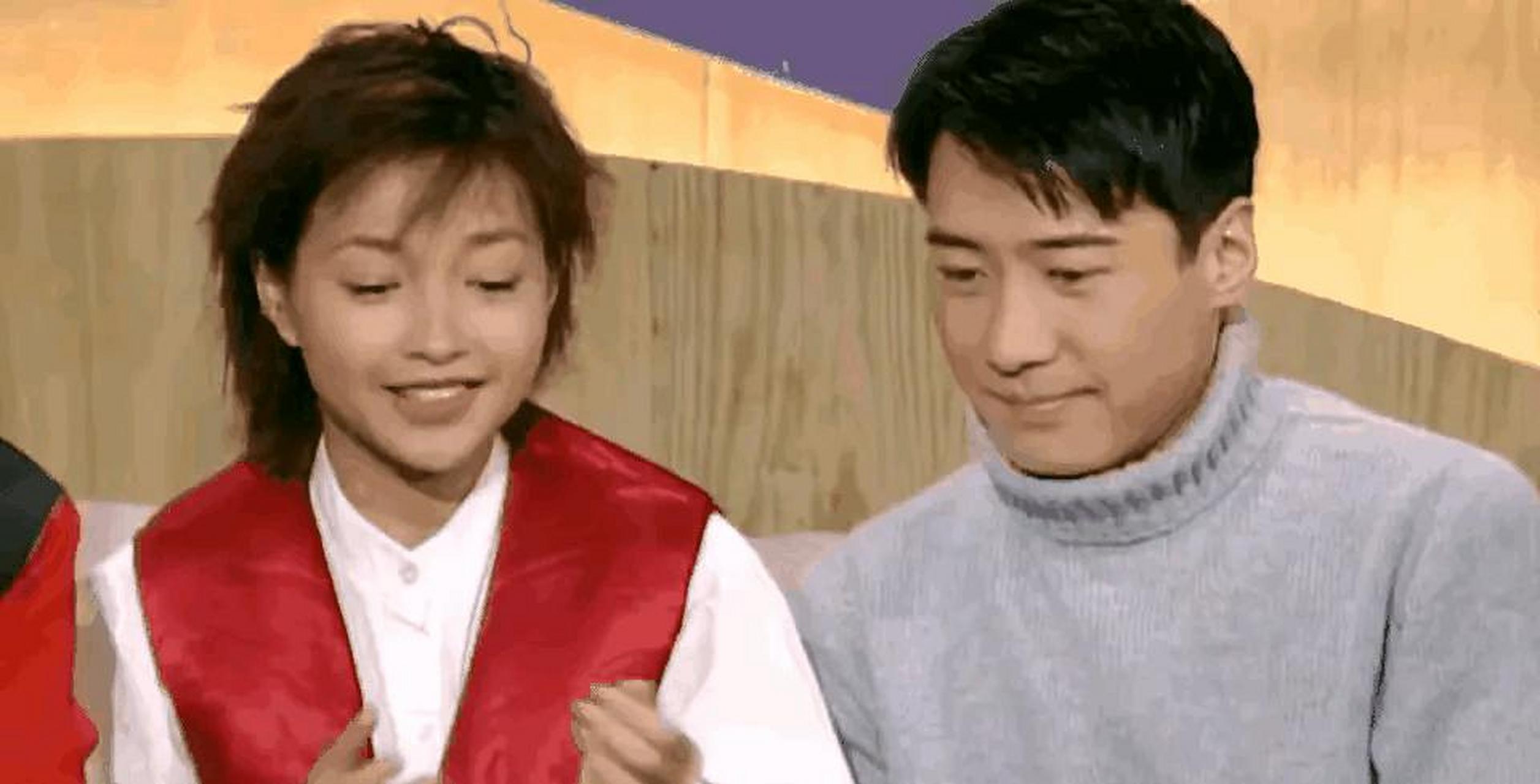 gif创作人# 1994年,天王黎明对李绮红一见钟情,公开对她表白:"我好