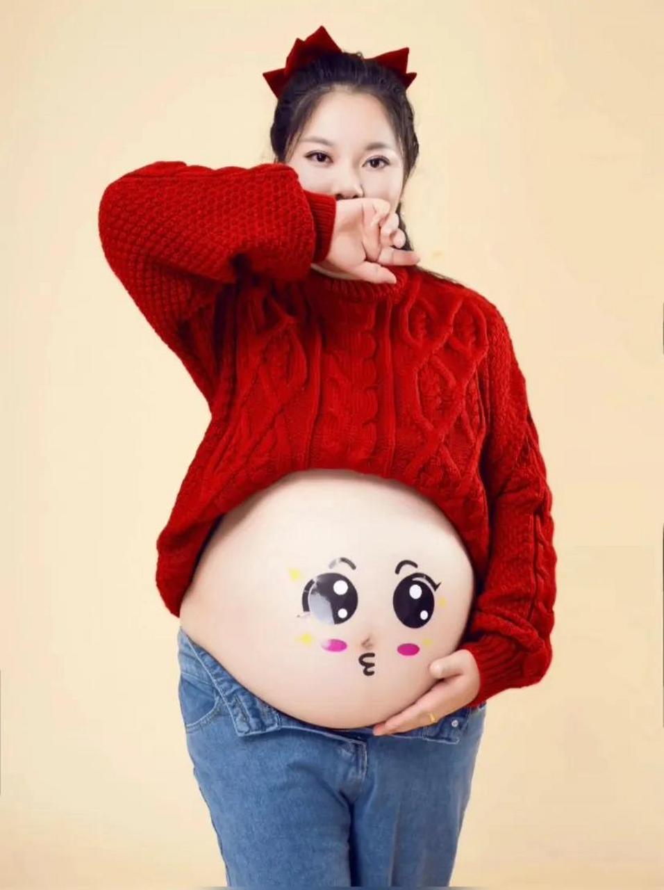肚子最大的孕妇画画图片
