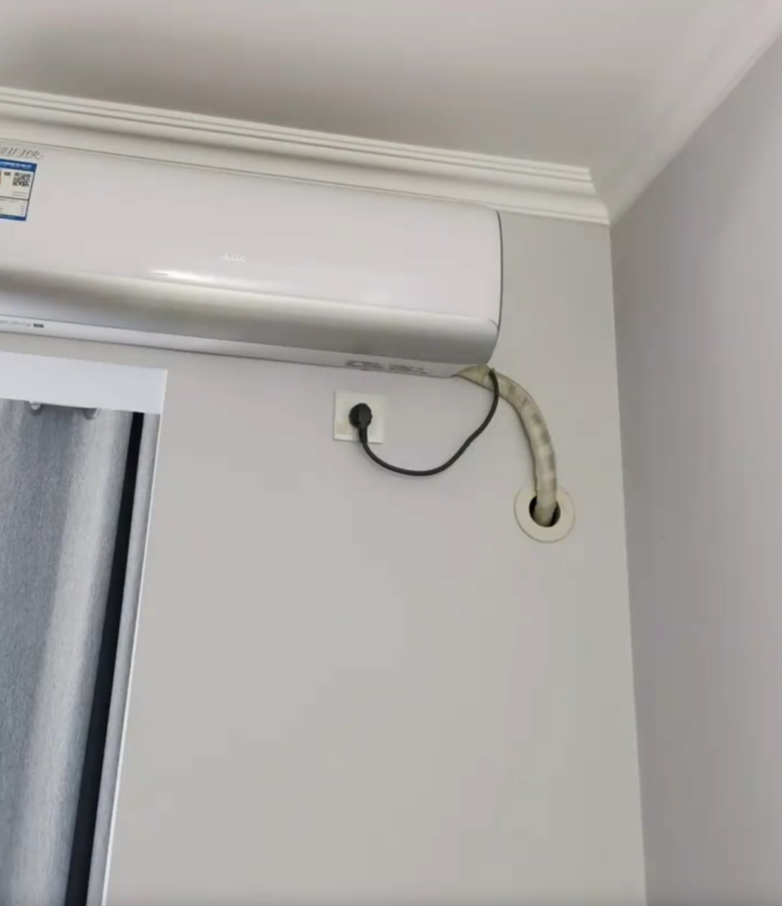 四川一位屋主,晒出"自制折纸"改造难看的空调管道,评论区炸开了锅