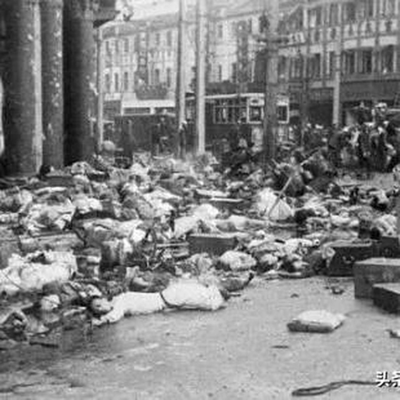 五卅惨案发生于1925年5月30日,肇因于上海工人反抗日本工厂厂主,学生