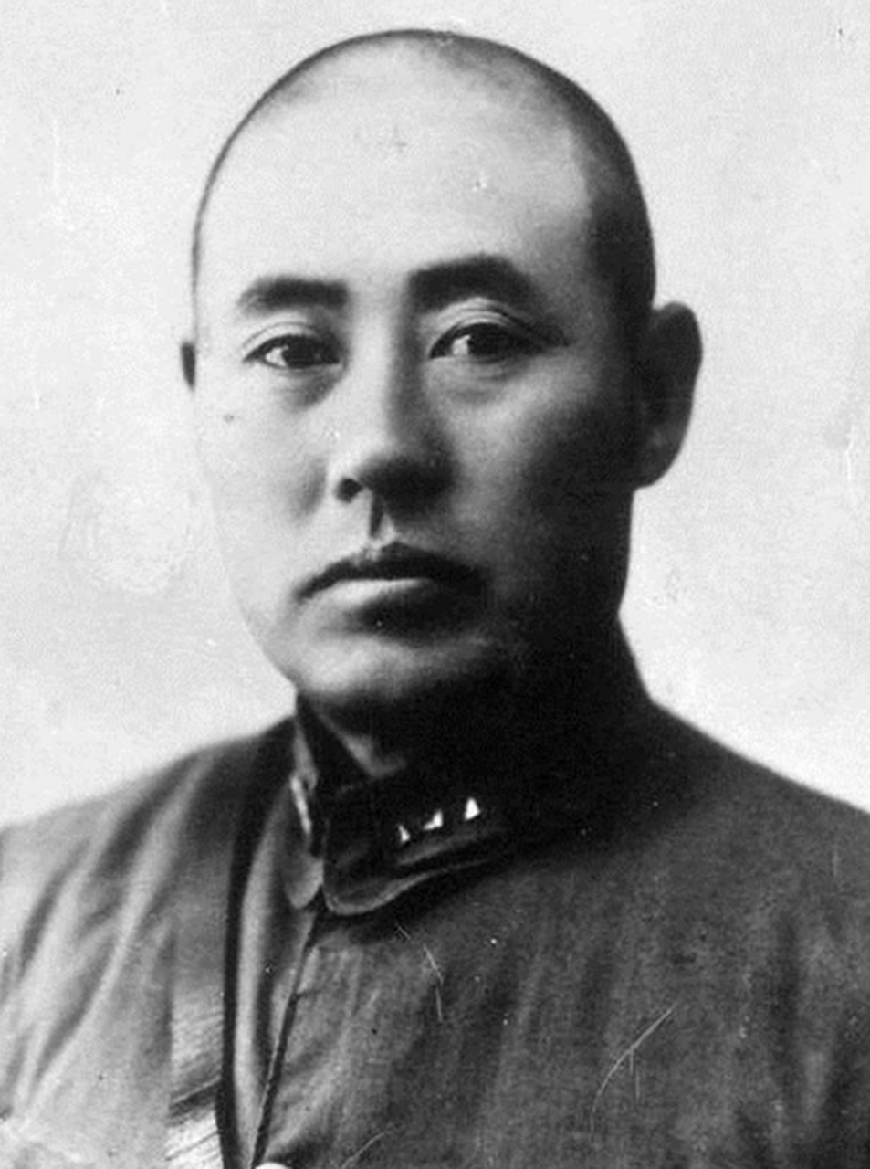 59年陈长捷被首批特赦,得到周总理关照回到上海,晚年过得如何?