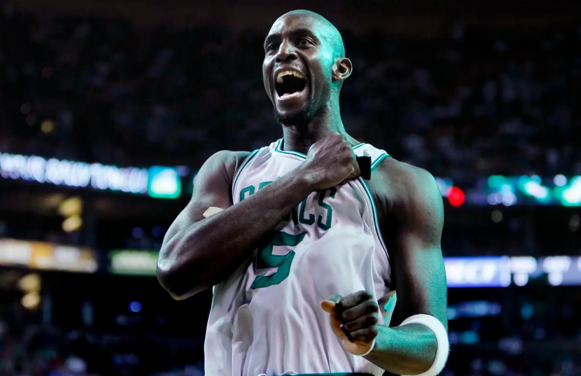 狼王加内特宣布退役,如何评价他这一决定和他 21 年的职业生涯?