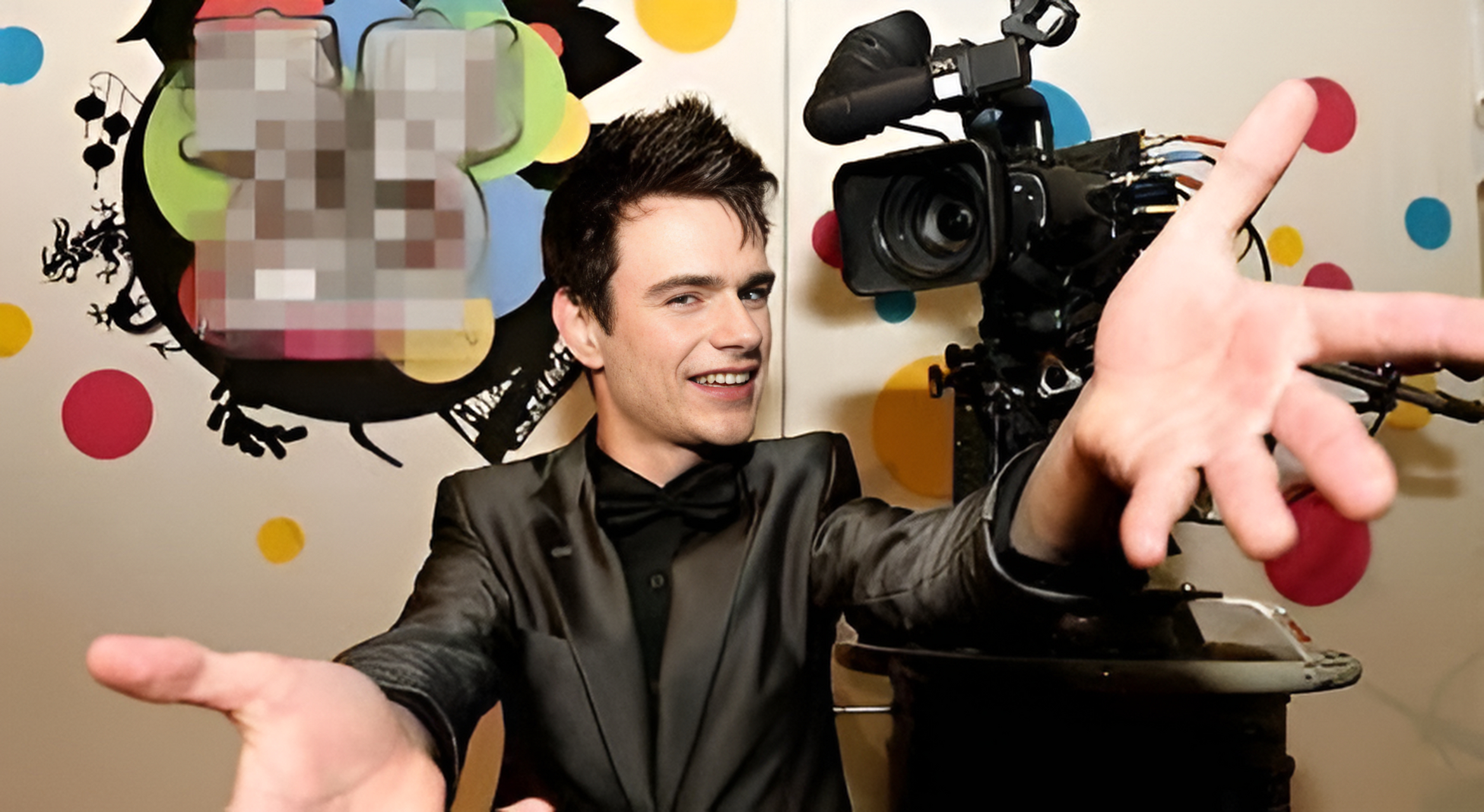 2012年,澳洲小伙麦克马洪在车祸中昏迷14天后醒来,开口用中文问护士