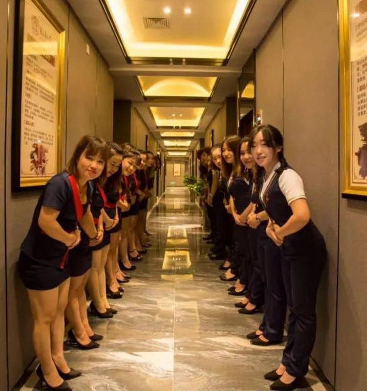 "名媛k歌沐足"却没名媛,男子举报商家虚假宣传!