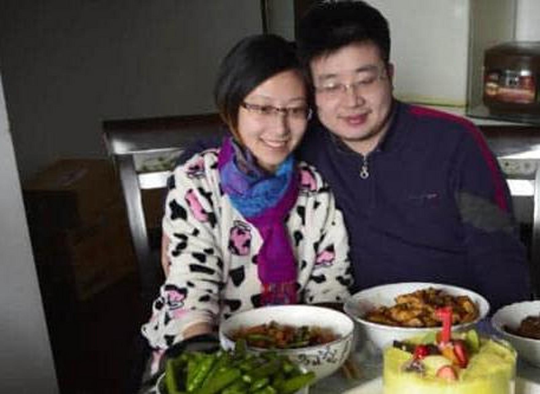gif创作人# 《人间世》张丽君舍命生子不到一年,丈夫再婚另寻新欢!