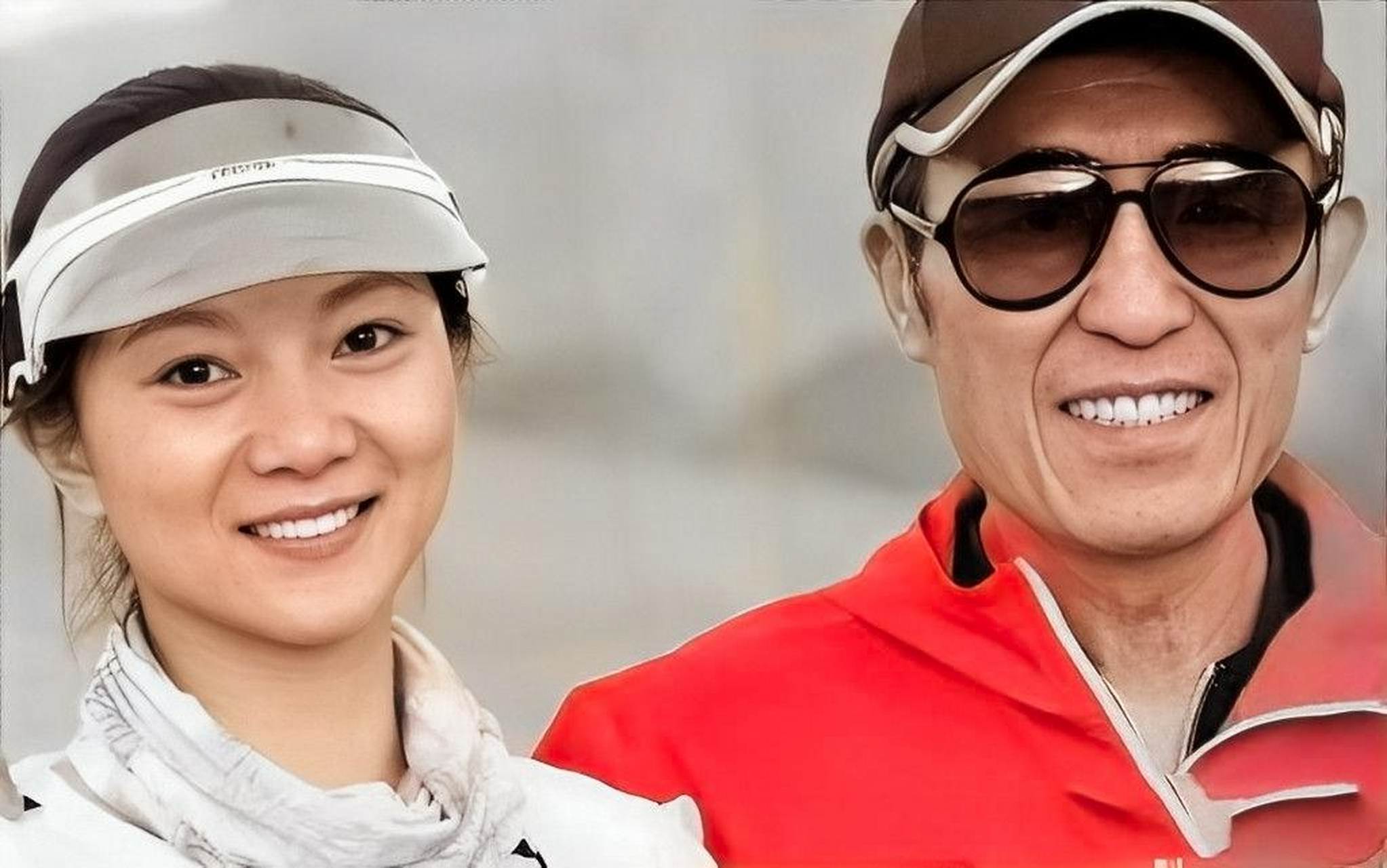 当19岁的陈婷给50岁的张艺谋打电话时,她的声音从哭腔,没想到山传来