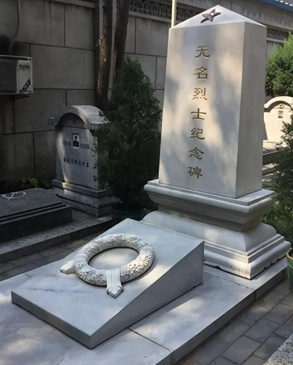 北京八宝山公墓照片图片