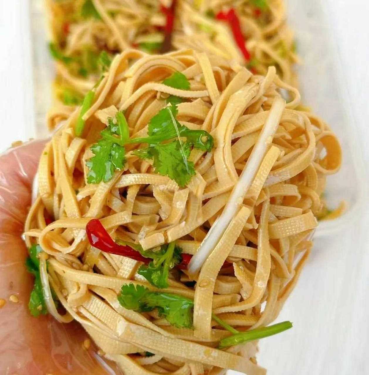 豆腐皮怎么做(豆腐皮怎么做好吃又简单)
