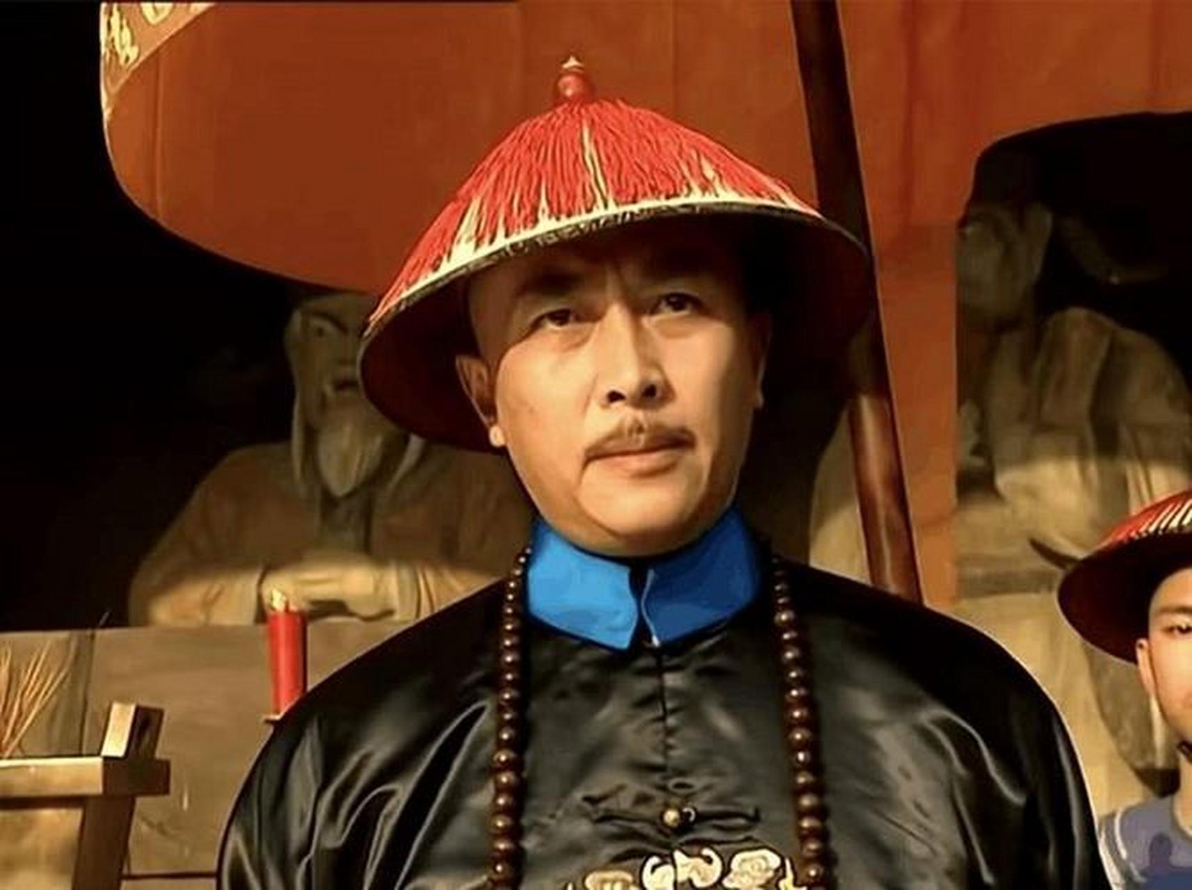 雍正年间,书生曾静自幼刻苦读书,奈何天资不够,几次科考都名落孙山.