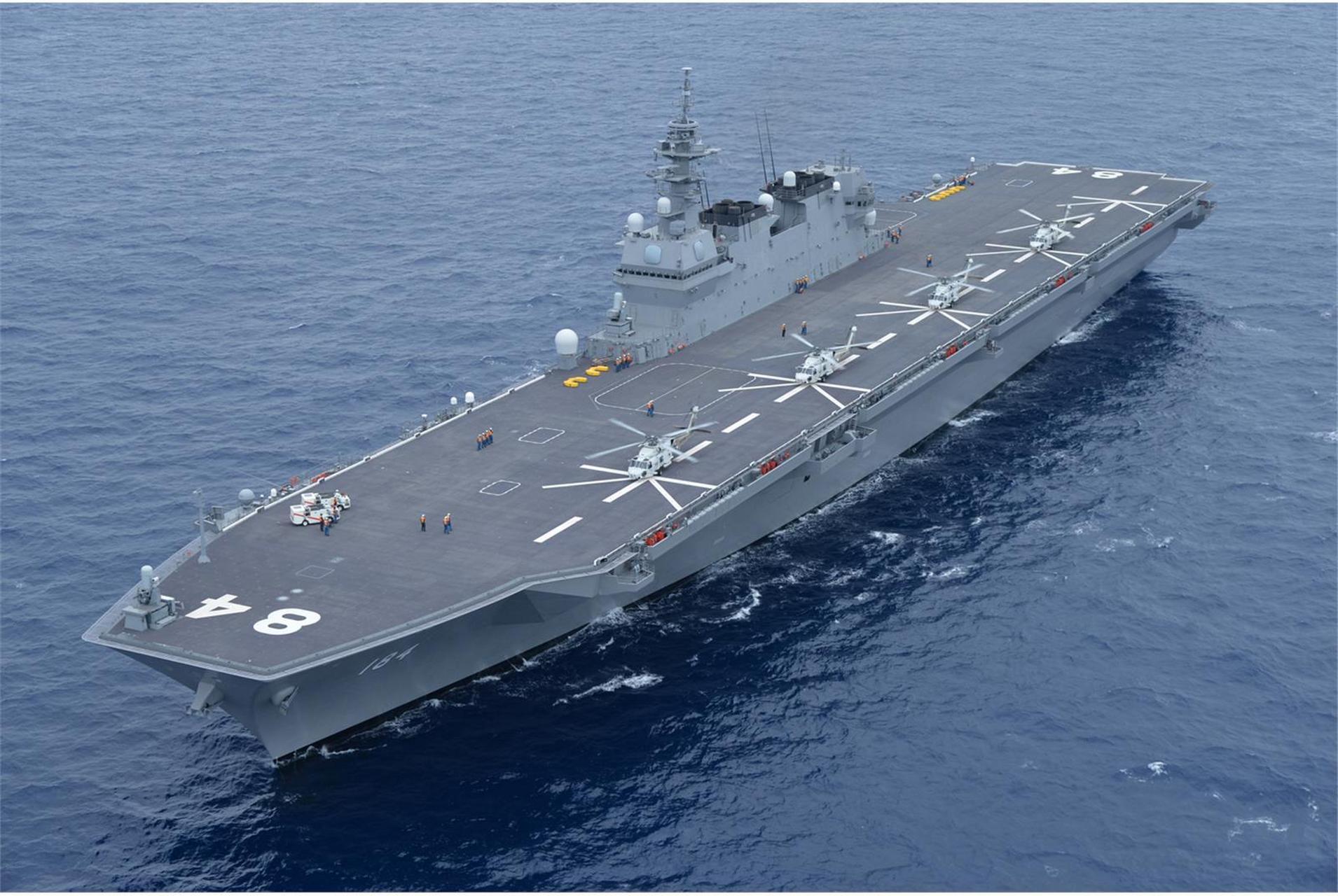 27000吨级的日本海上自卫队"加贺号"直升机母舰(ddh-184)近期被拍到从