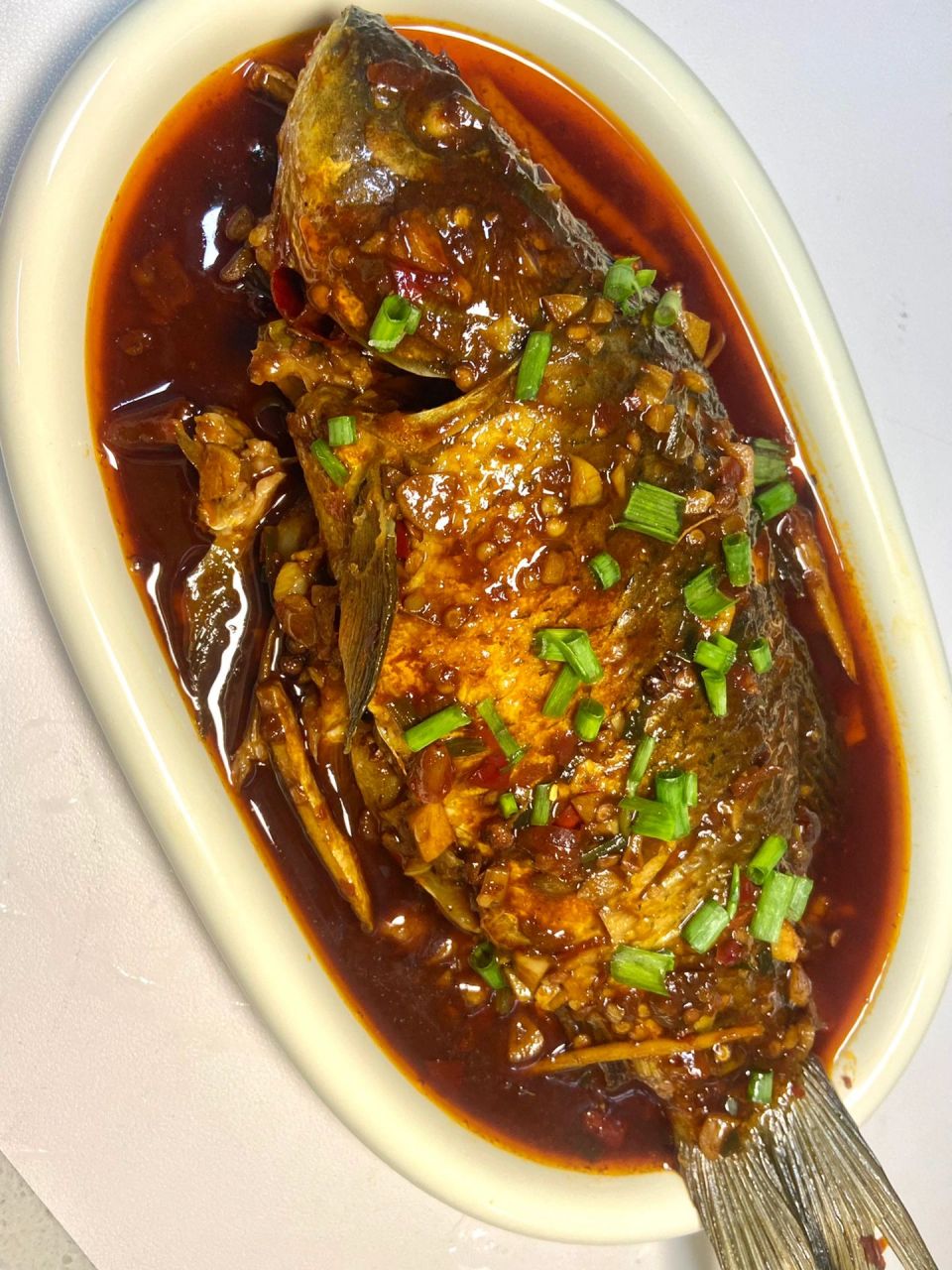 这个红烧鱼的做法真的一绝,零难度,太好吃 讲真的,这个红烧鲫鱼真的是