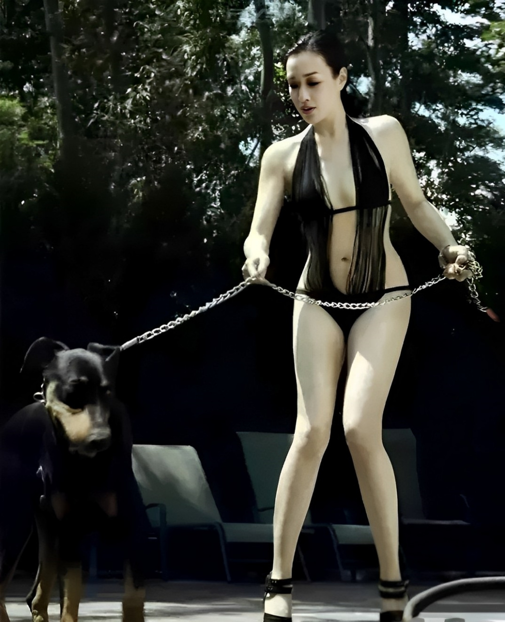 钟丽缇年轻时的大尺度照片,不愧是性感女神!