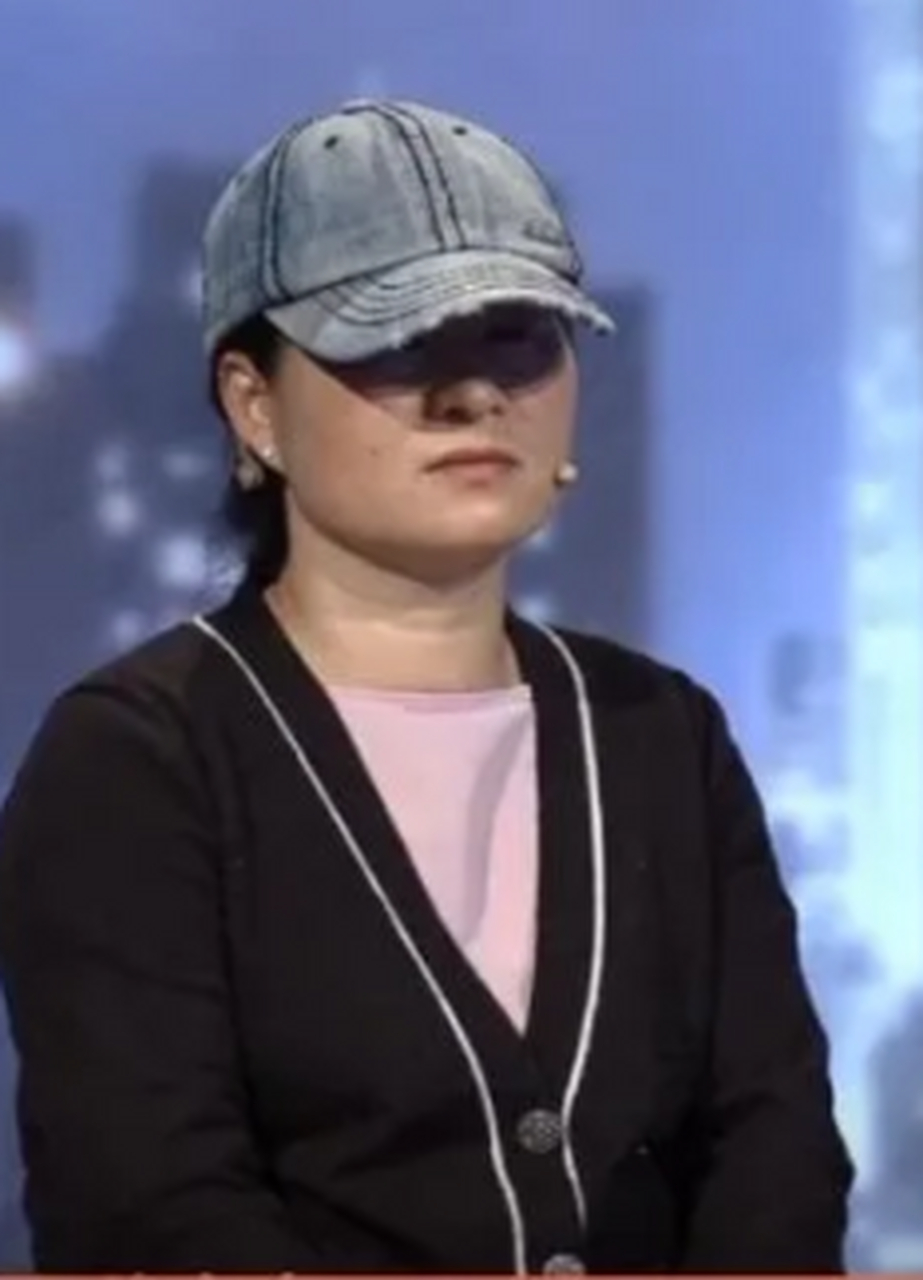 王女士刚刚做过手术,还要捂着伤口干活,婆婆不情不愿的来了,非但没有