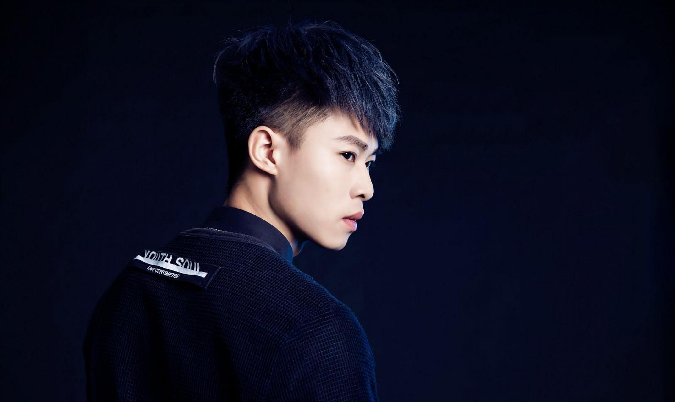 许华升,草根逆袭的典范,广西唯一一位值得称赞的"网红" 许华升,草根