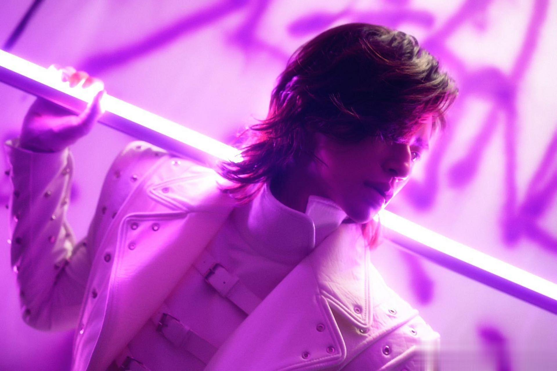 小鬼游戏cg即视感#不得不说,祝今晚开演唱会的小鬼生日快乐啦!