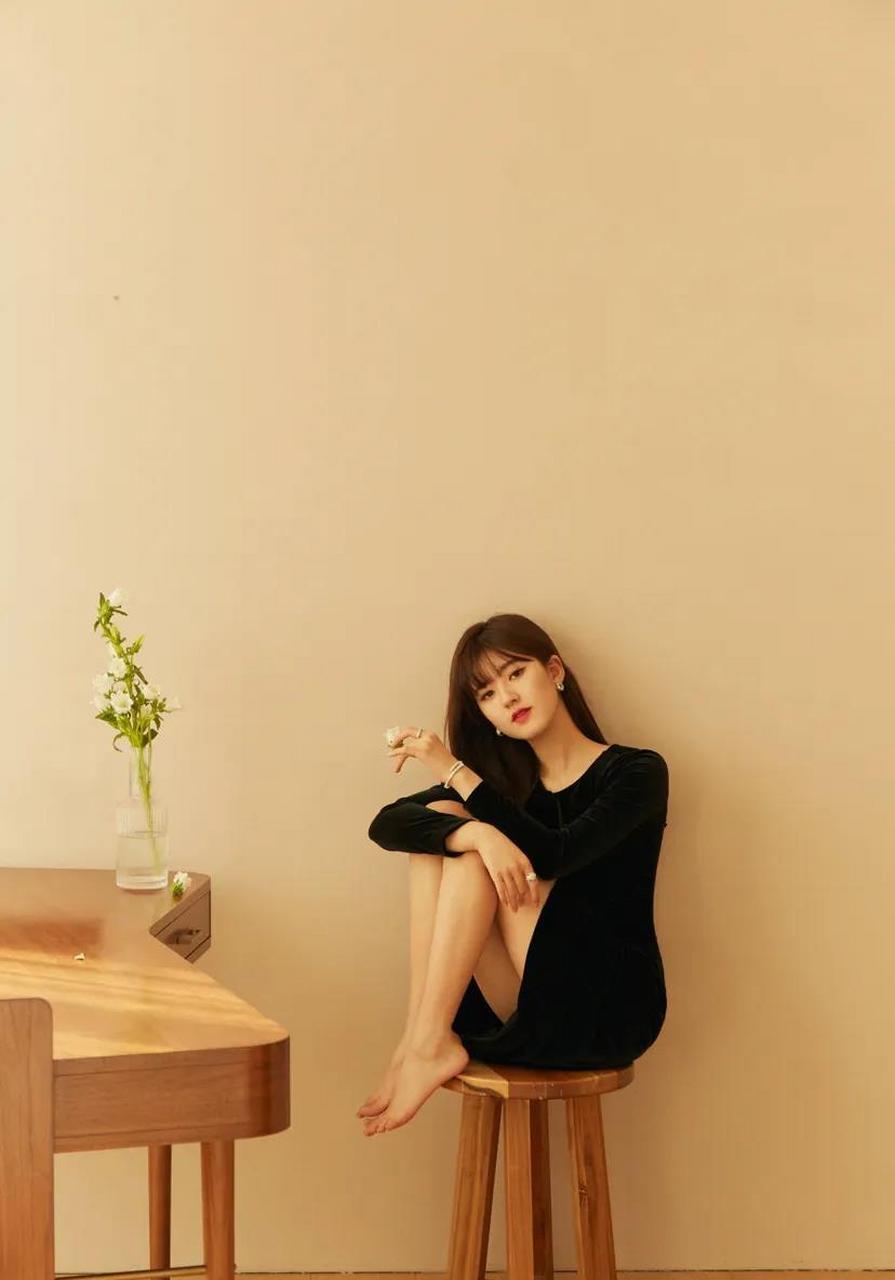 赵露思足够美,小脚丫很可爱,演技好长得甜,超喜欢!#赵露思