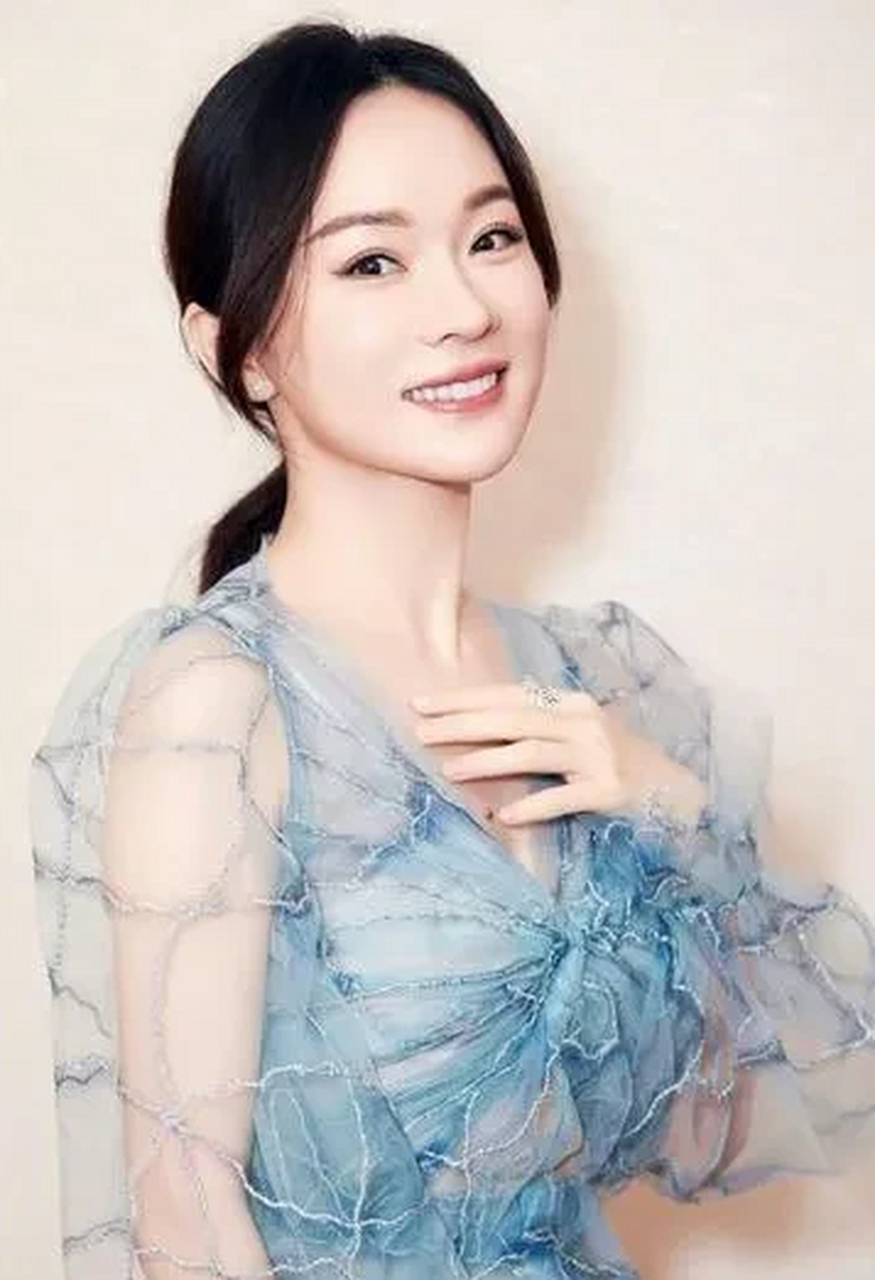 霍思燕不能看见香蕉,不能闻到香蕉,甚至别人提到香蕉,她都会泪流不止