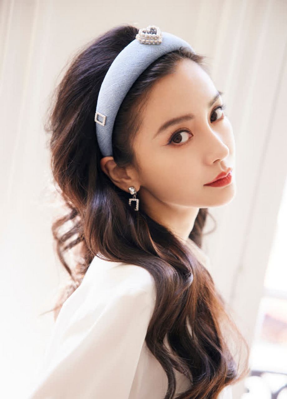 和angelababy一起来一场自由的城市漫步吧~?   #杨颖#[微笑]