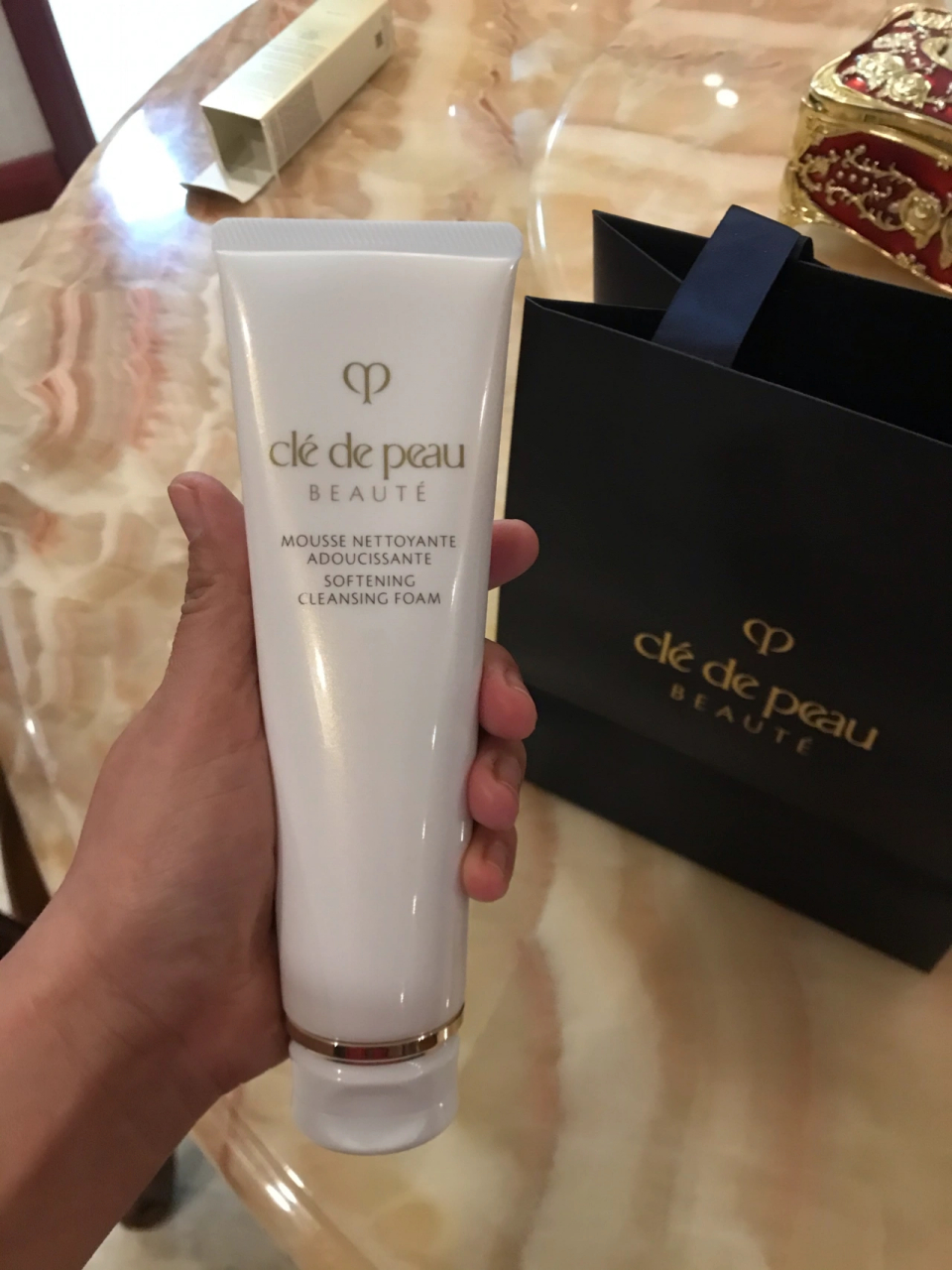 肌肤之钥(cle de peau) cpb光采洗面膏 cpb洗面奶滋润型 干皮敏感肌