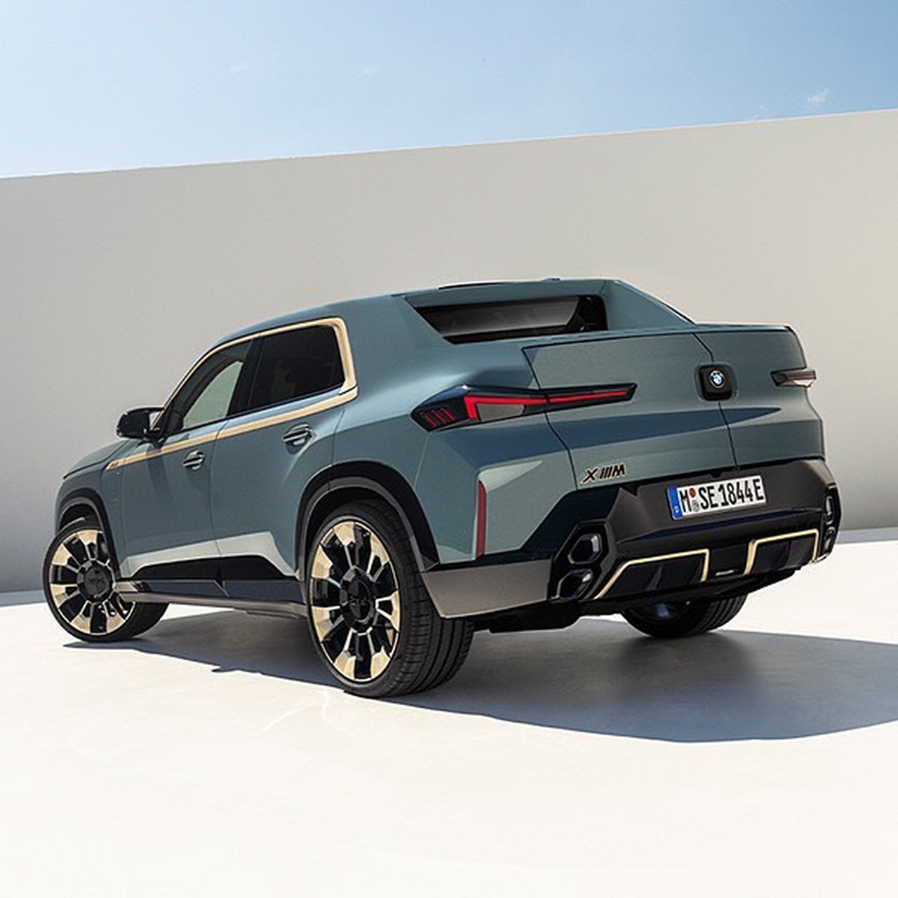 全新宝马皮卡假想图,这是一款高端的旗舰皮卡,感觉还是以运动为主的