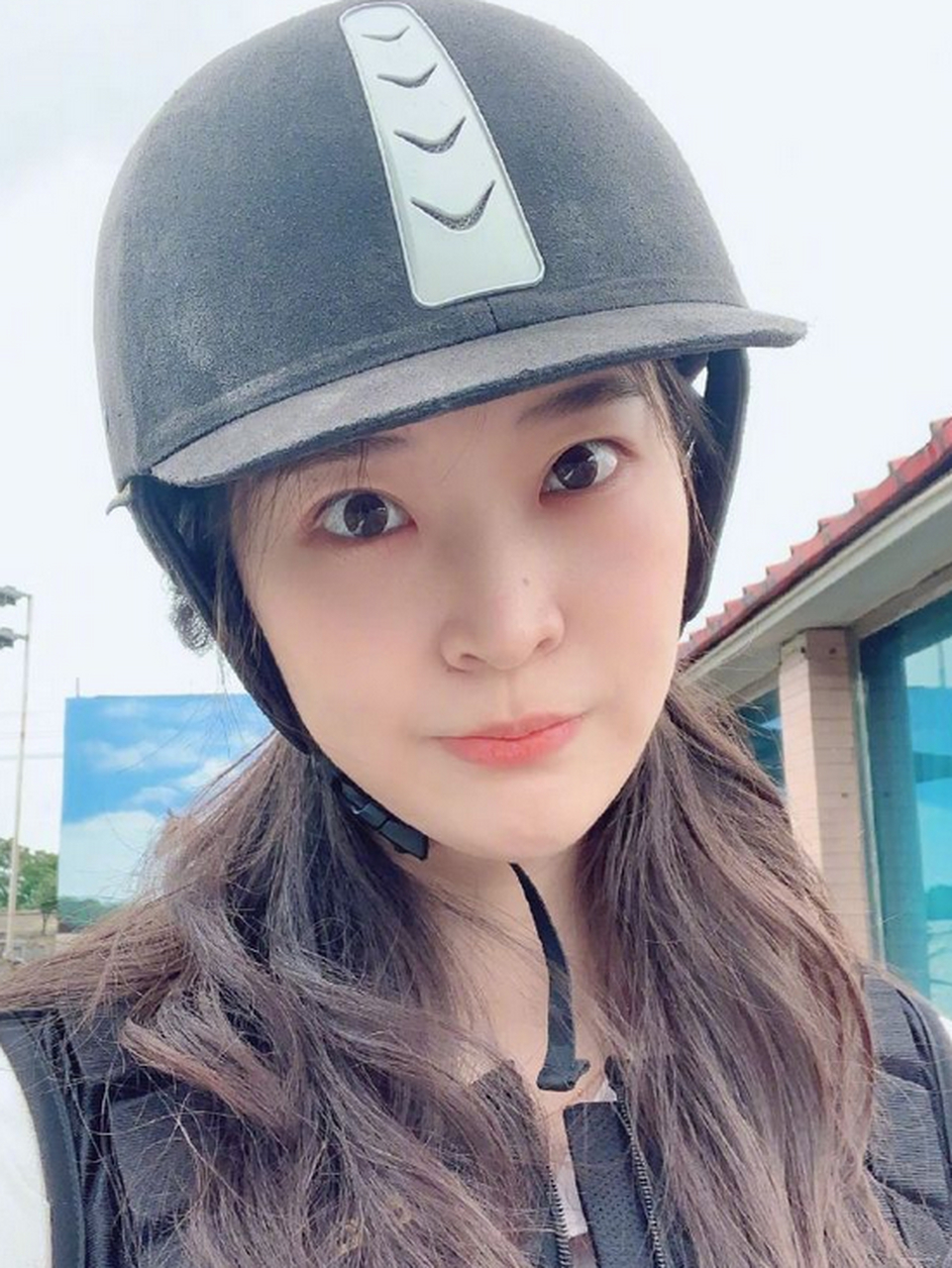 惠若琪是一位备受关注的美女,她的气质和形象都让人印象深刻