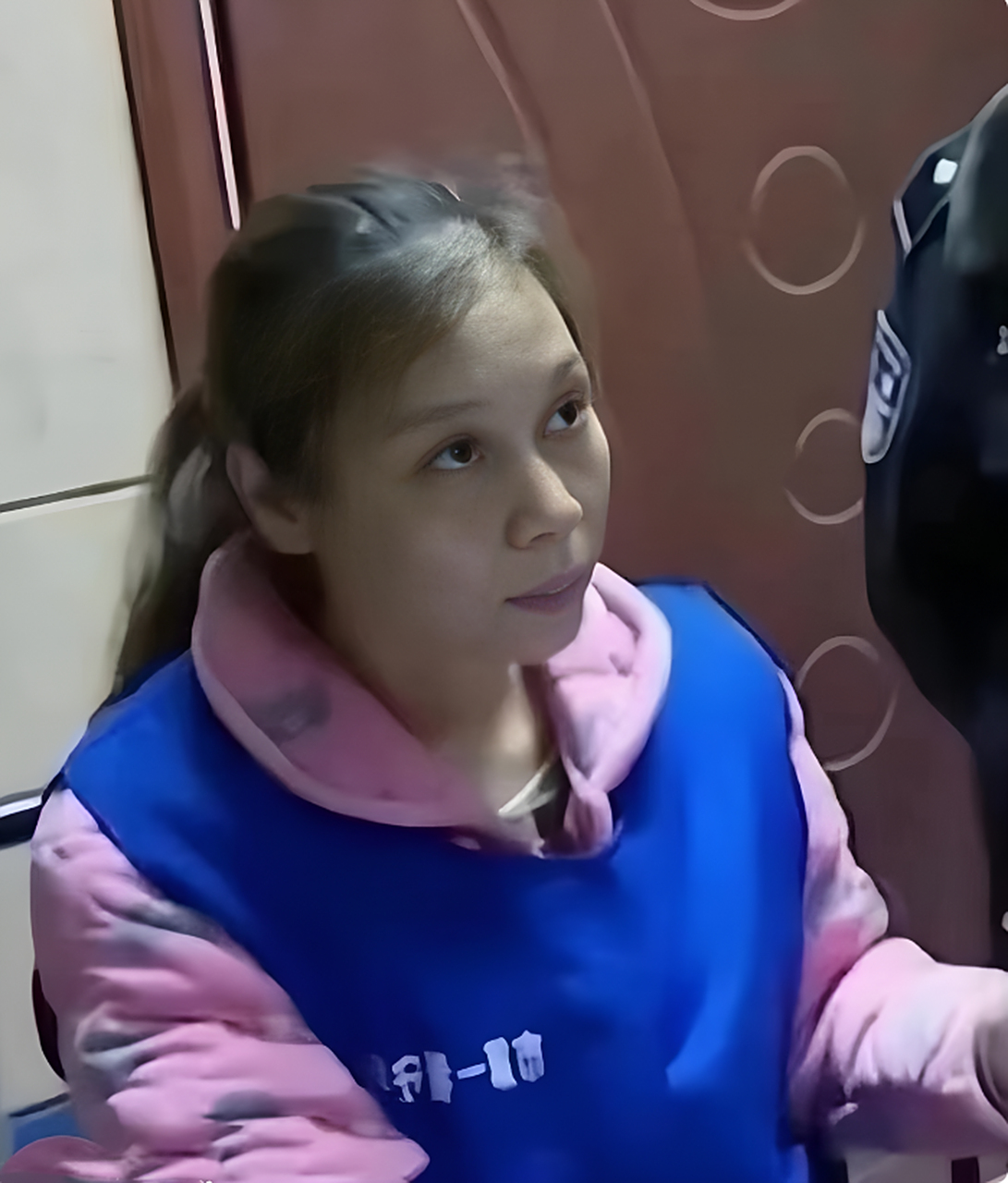 的1张照片,尽管她那时已经40多岁,但仍然看起来像个30出头的年轻女子