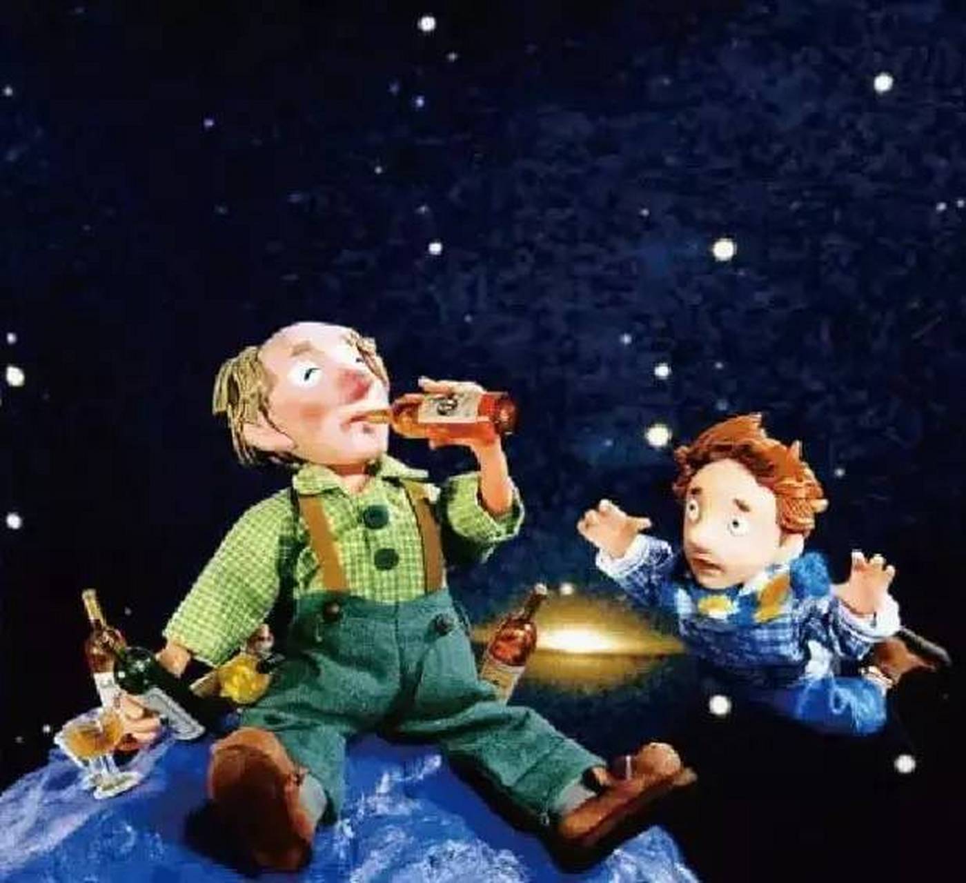 "小王子问酒鬼,这个酒鬼默默地坐在桌边,身旁有一堆酒瓶子,有的装满酒