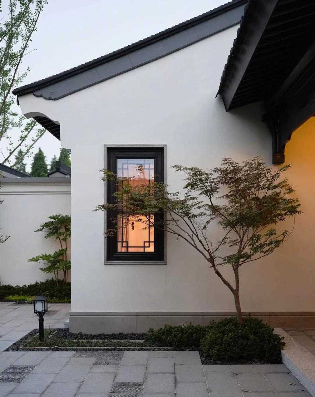 风格合院别墅 建筑特点属于很鲜明的徽派建筑.