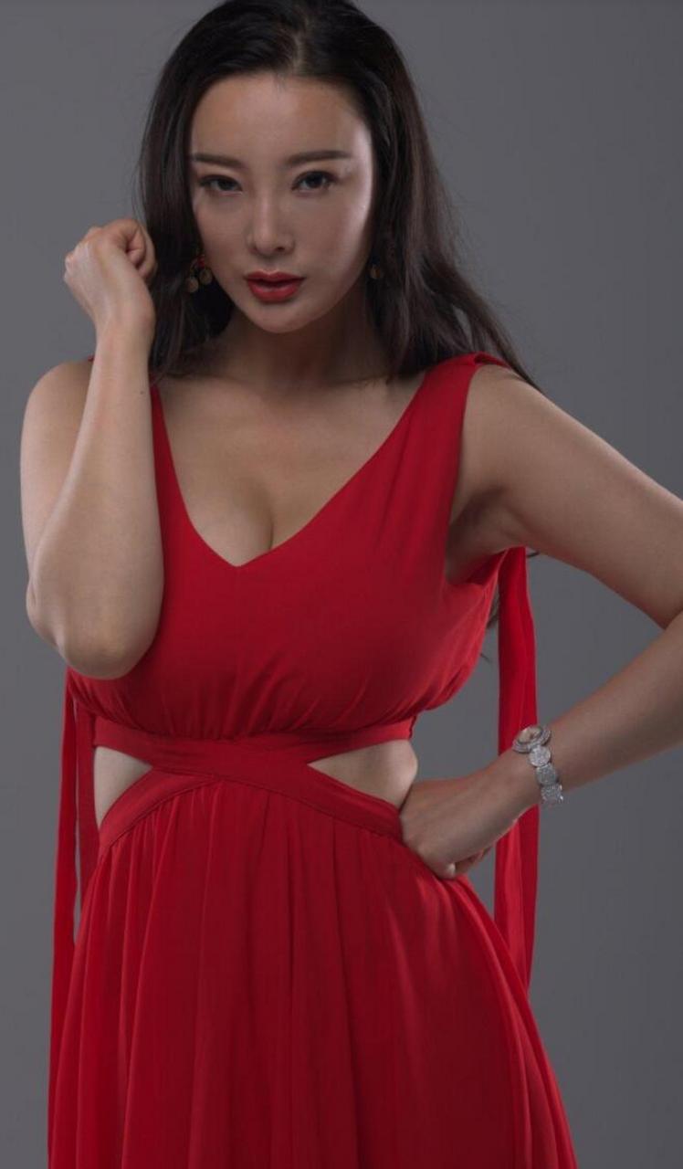 王李丹妮胖了,你还喜欢么?#娱乐# #娱乐新鲜事