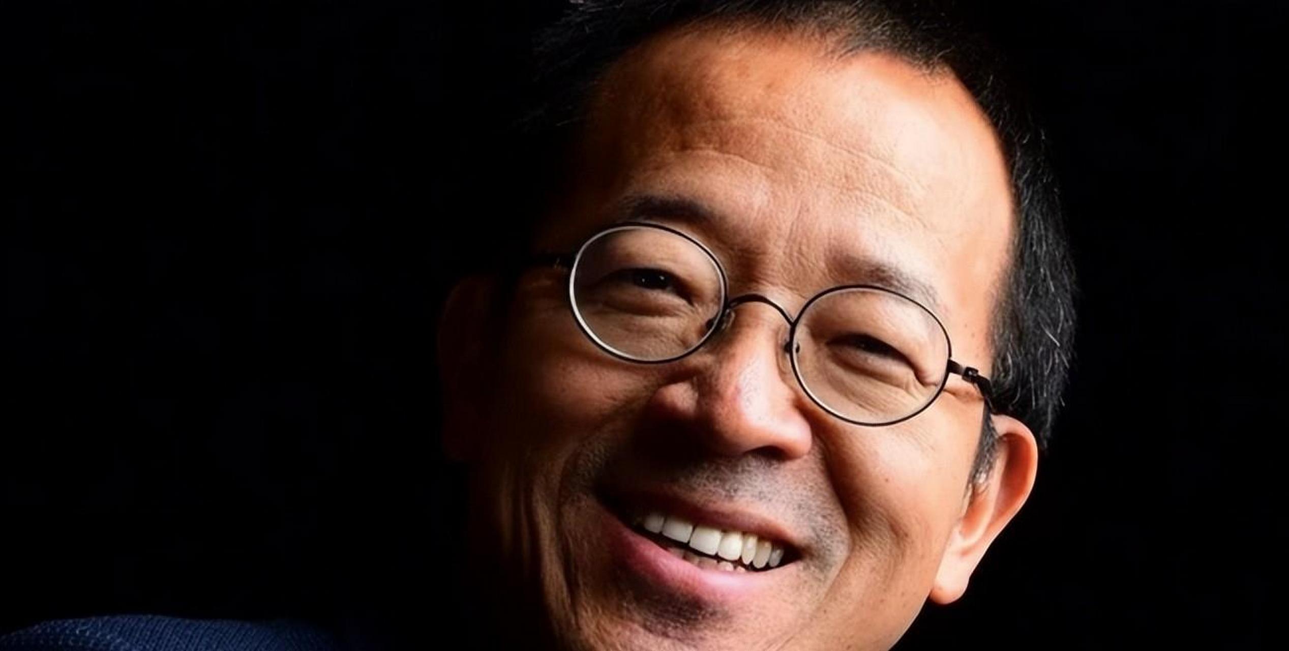 [玫瑰]  俞敏洪是中国最著名的教育家和企业家之一,他创