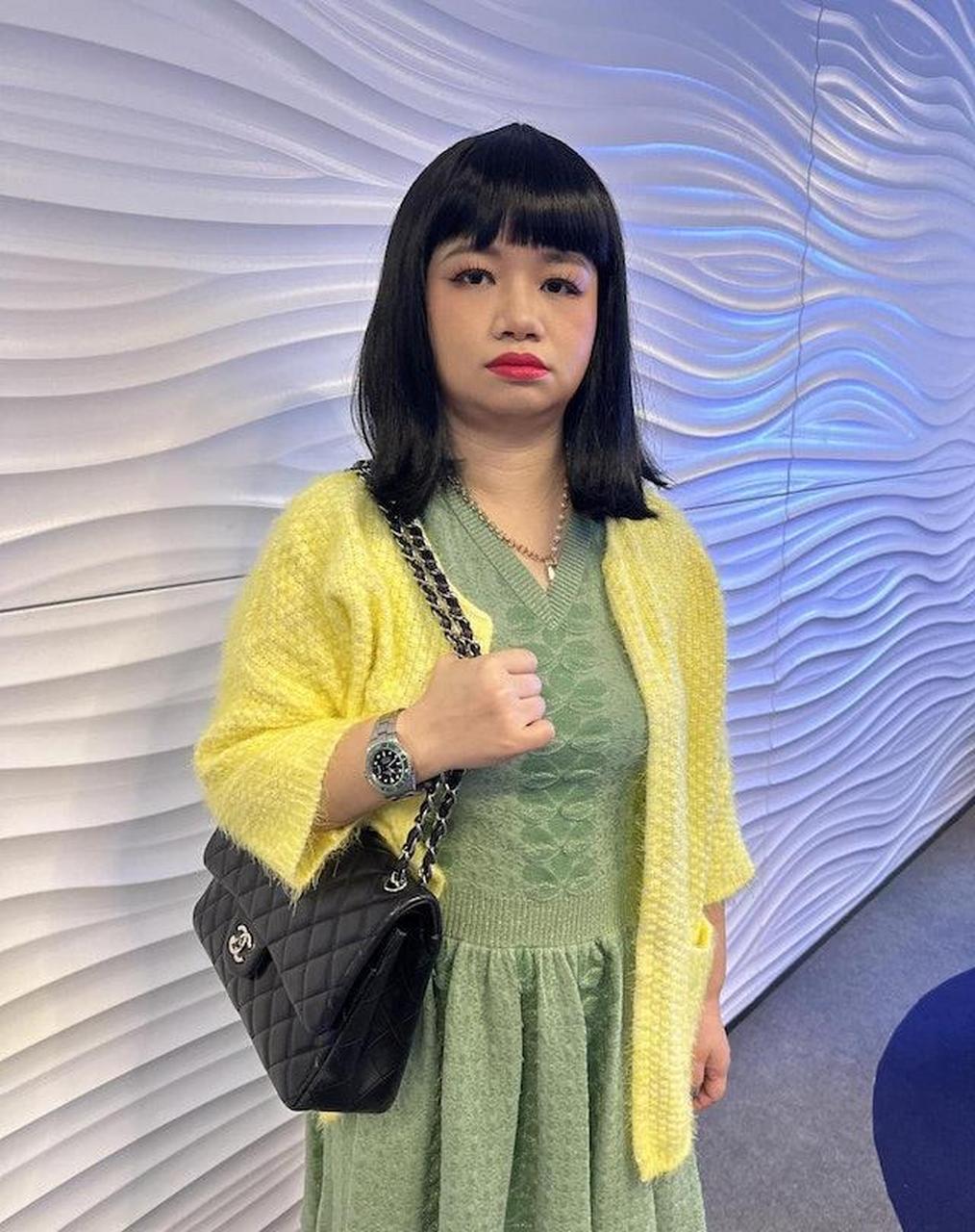 「亚视一姐」阿仪戴「绿劳」 再拎16万粉红色birkin:工作是多了!