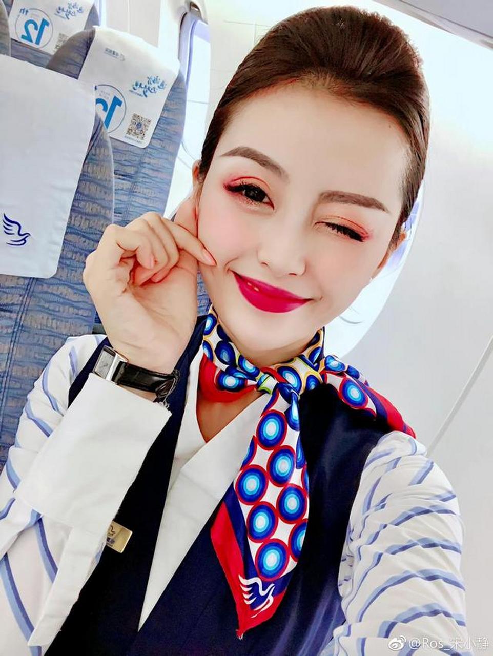 空乘系列:华夏航空的空乘小姐姐.笑靥如花,温柔美丽