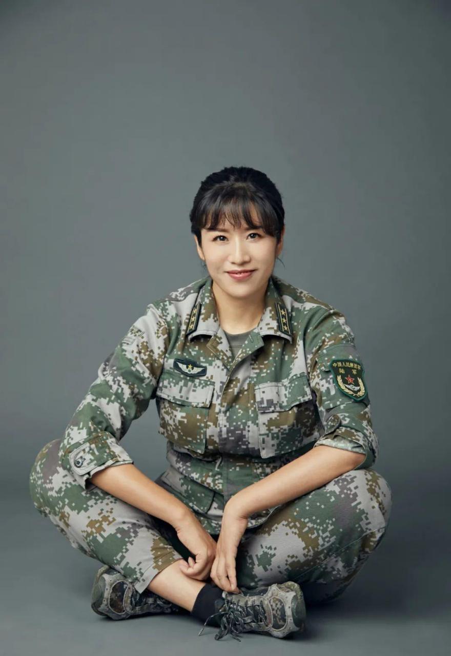 祝林芳,陆军特种作战学院上校女教官,五次世界冠军,六次二等功获得者!