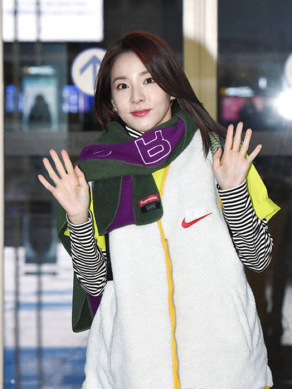 朴山多拉sandara日常私服穿搭分享 sandara今年35了, 真的是无敌童颜