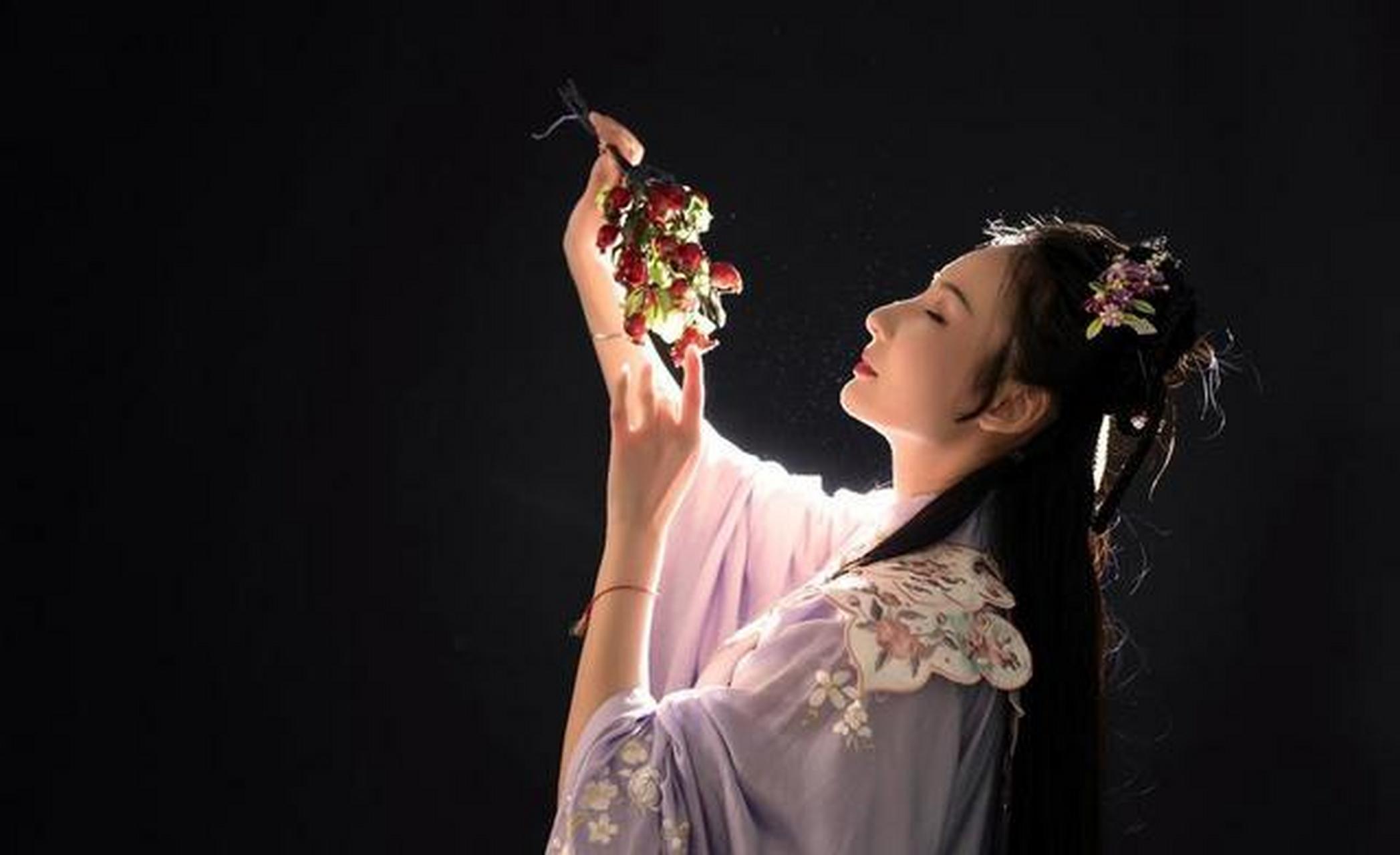 夜色下的汉服美女 唯美古风