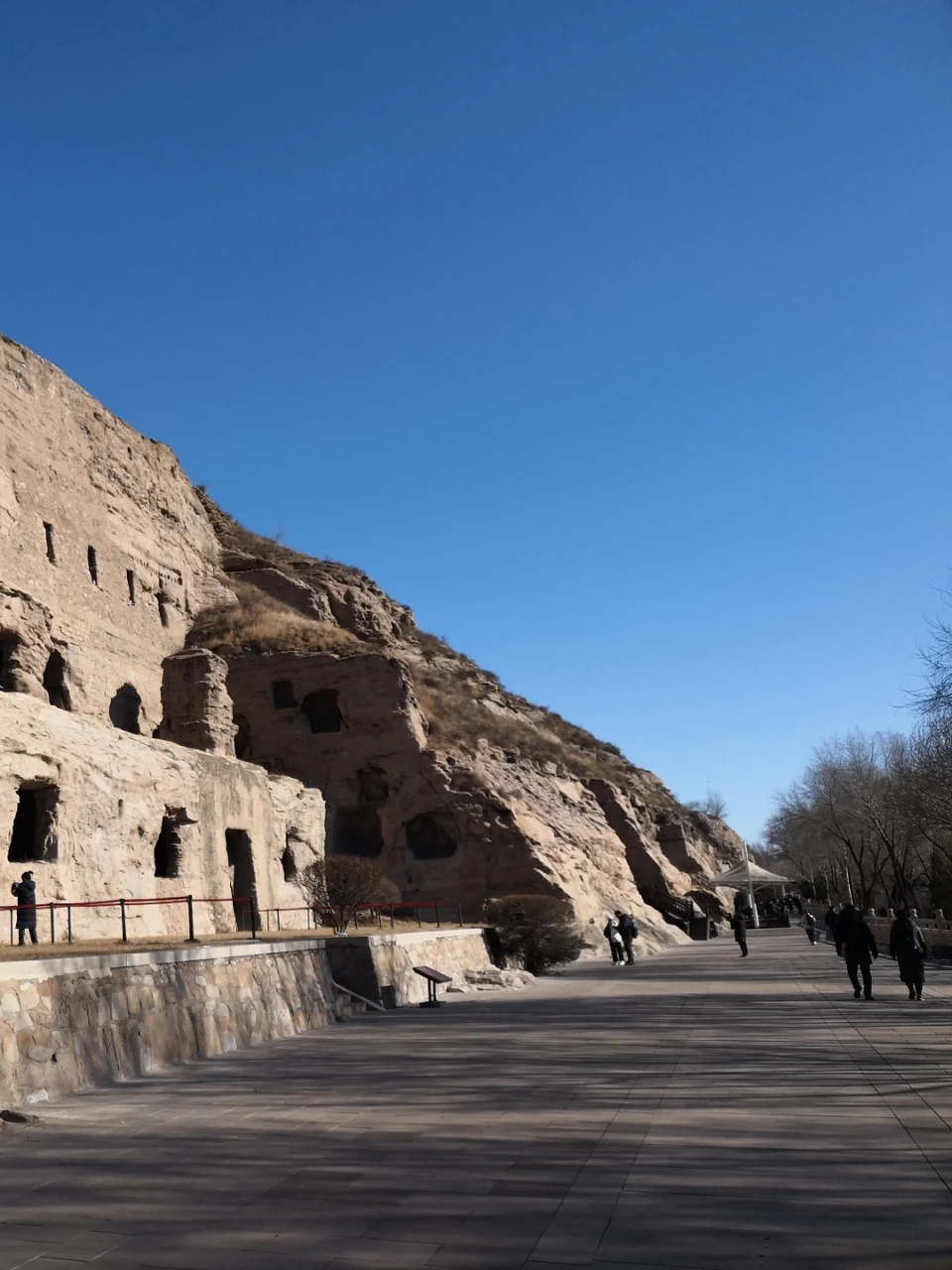 探访山西灵岩寺,大同云冈石  云冈石窟,原名灵岩寺,石佛寺.