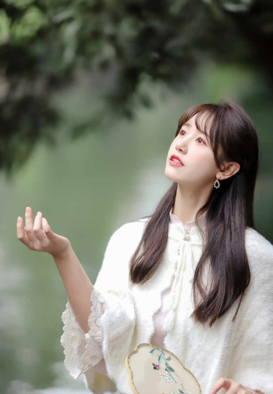 女神一栗莎子 气质优雅写真