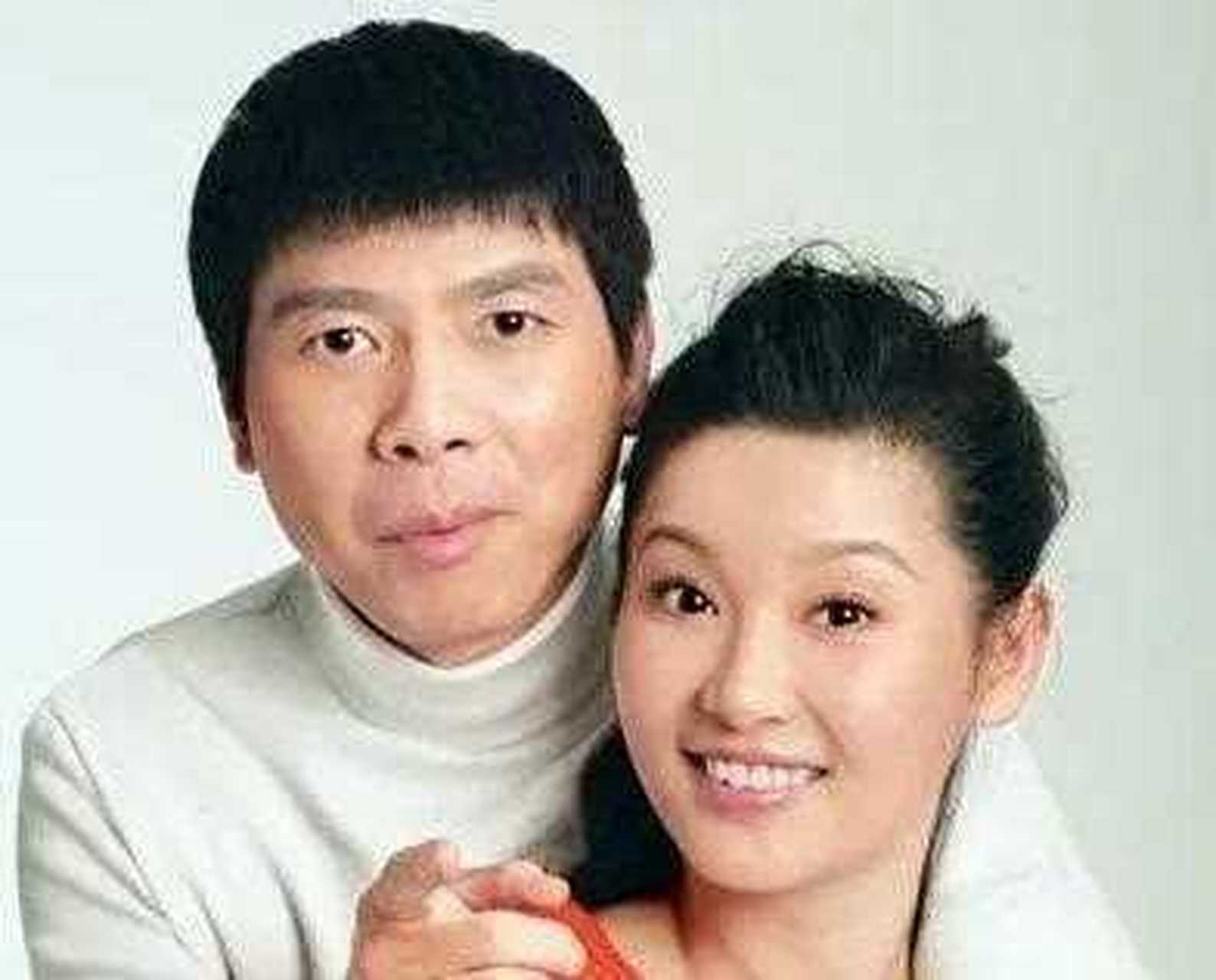 金星对徐帆说:听说拍戏时,你老公冯小刚对冰冰很照顾啊?