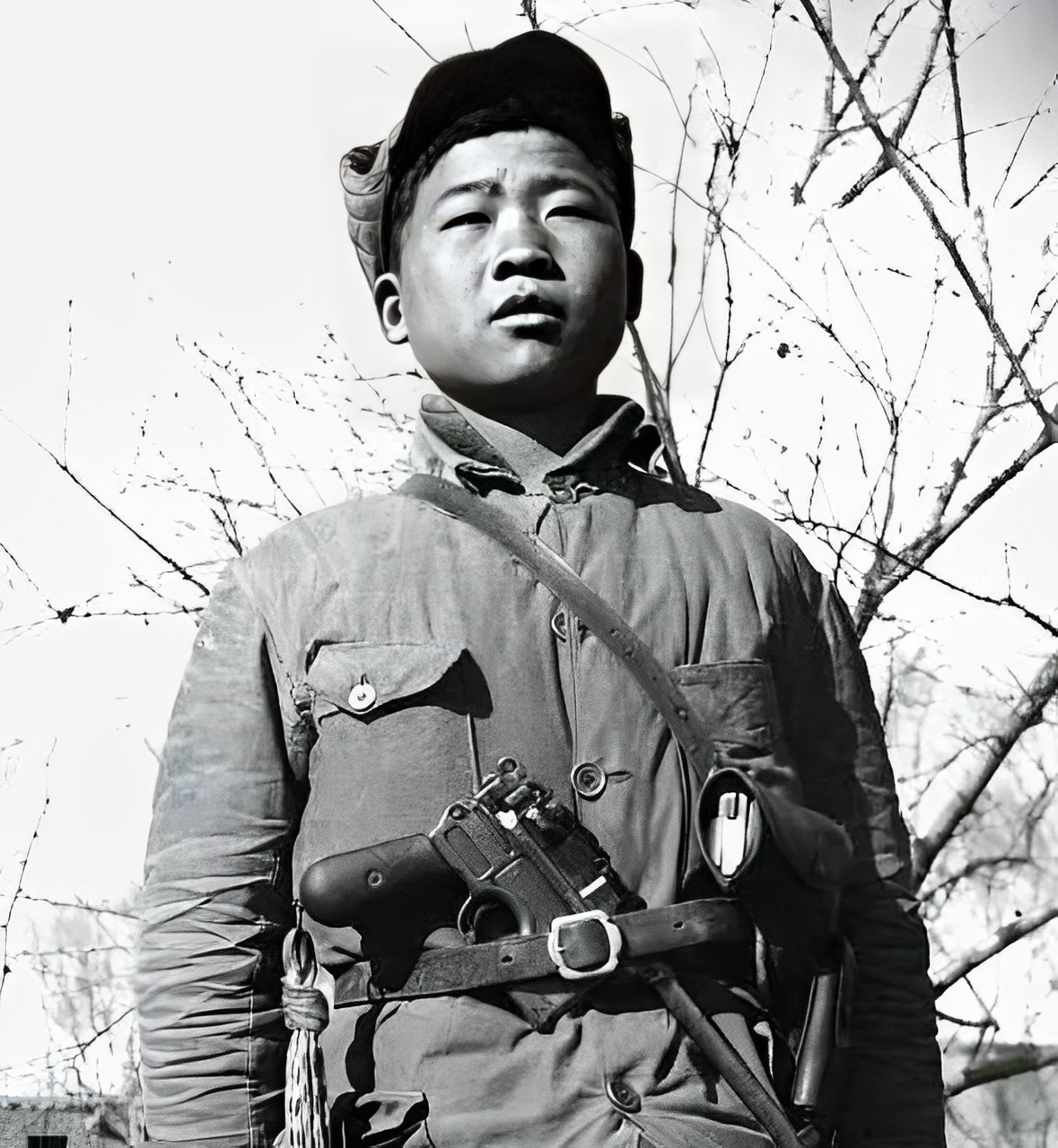 1942年,年仅16岁的抗战少年英雄宋双来在回家途中,在骑兵队遭到日军